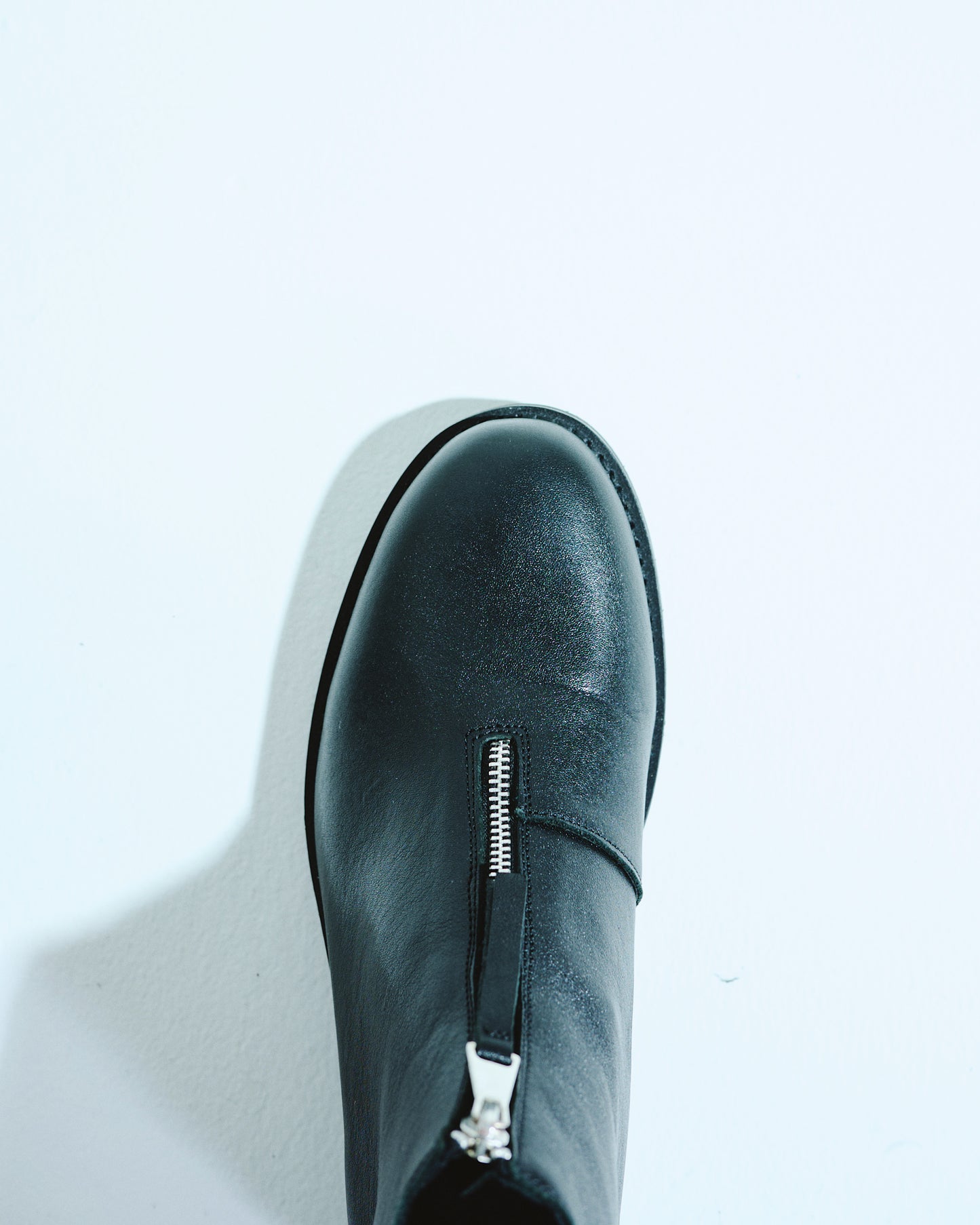 REAL LEATHER FRONT ZIP BOOTS