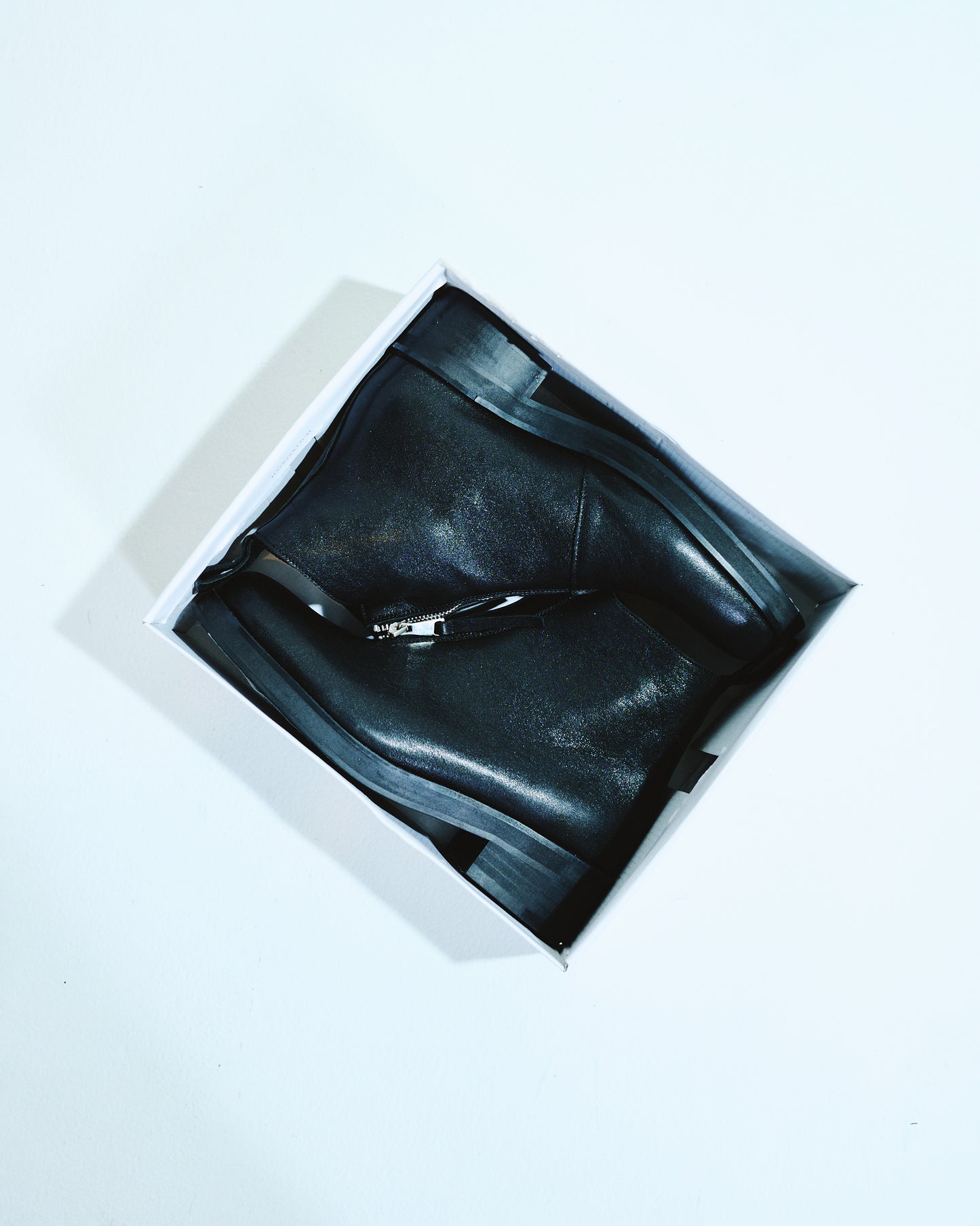 REAL LEATHER FRONT ZIP BOOTS