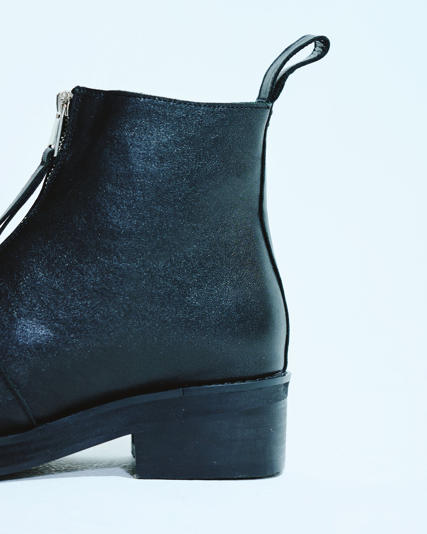 REAL LEATHER FRONT ZIP BOOTS