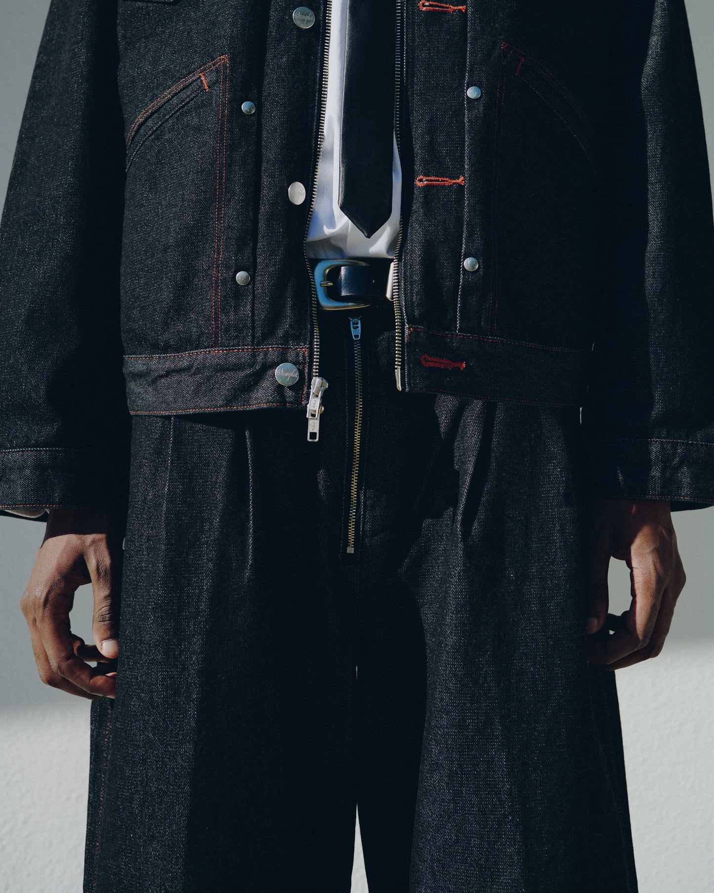 【Wrangler × CamphorWood】 front zip flocky 2tuck wide baggy flare broken denim trousers