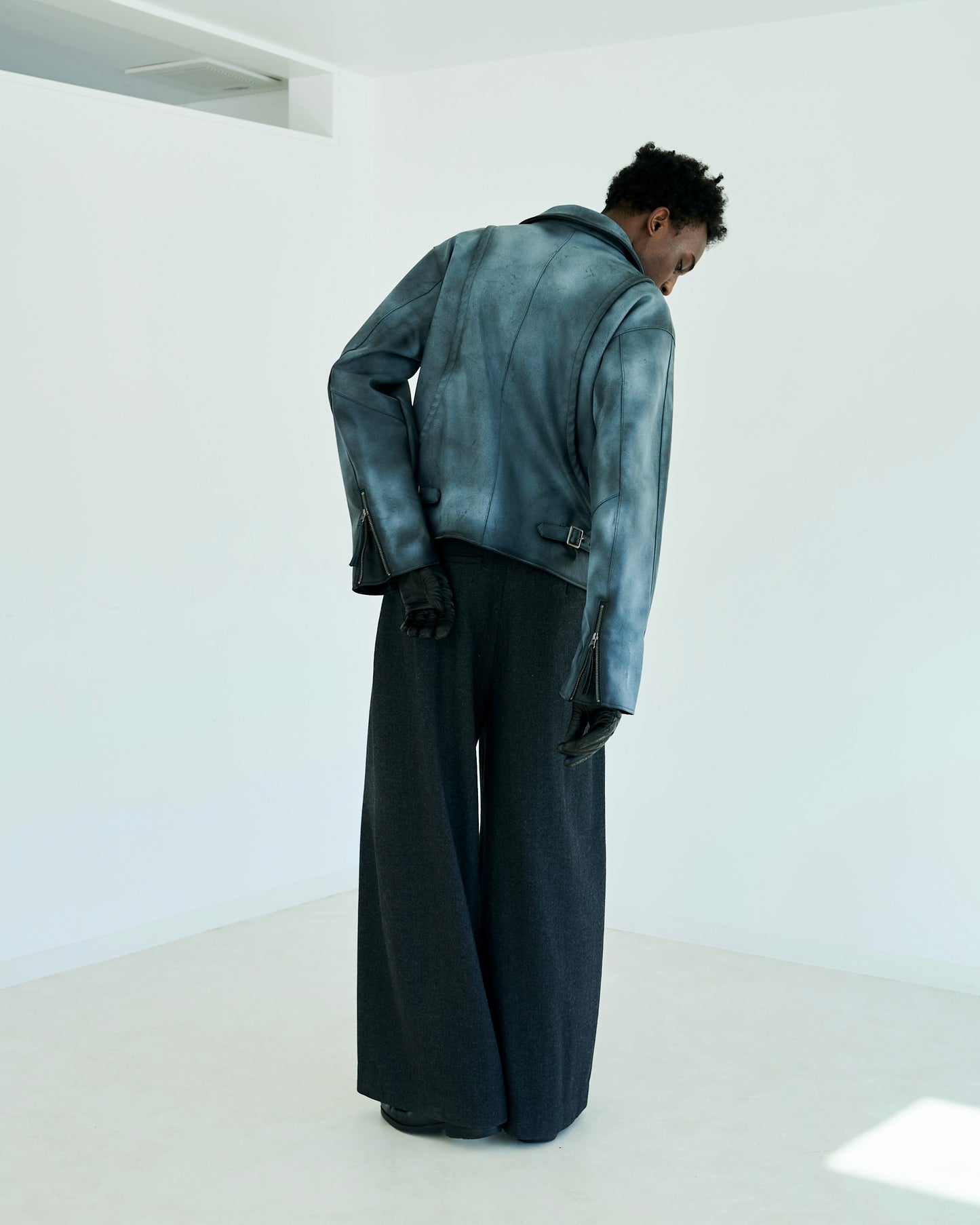 FADED SHORT LENGTH PU-LEATHER JACKET