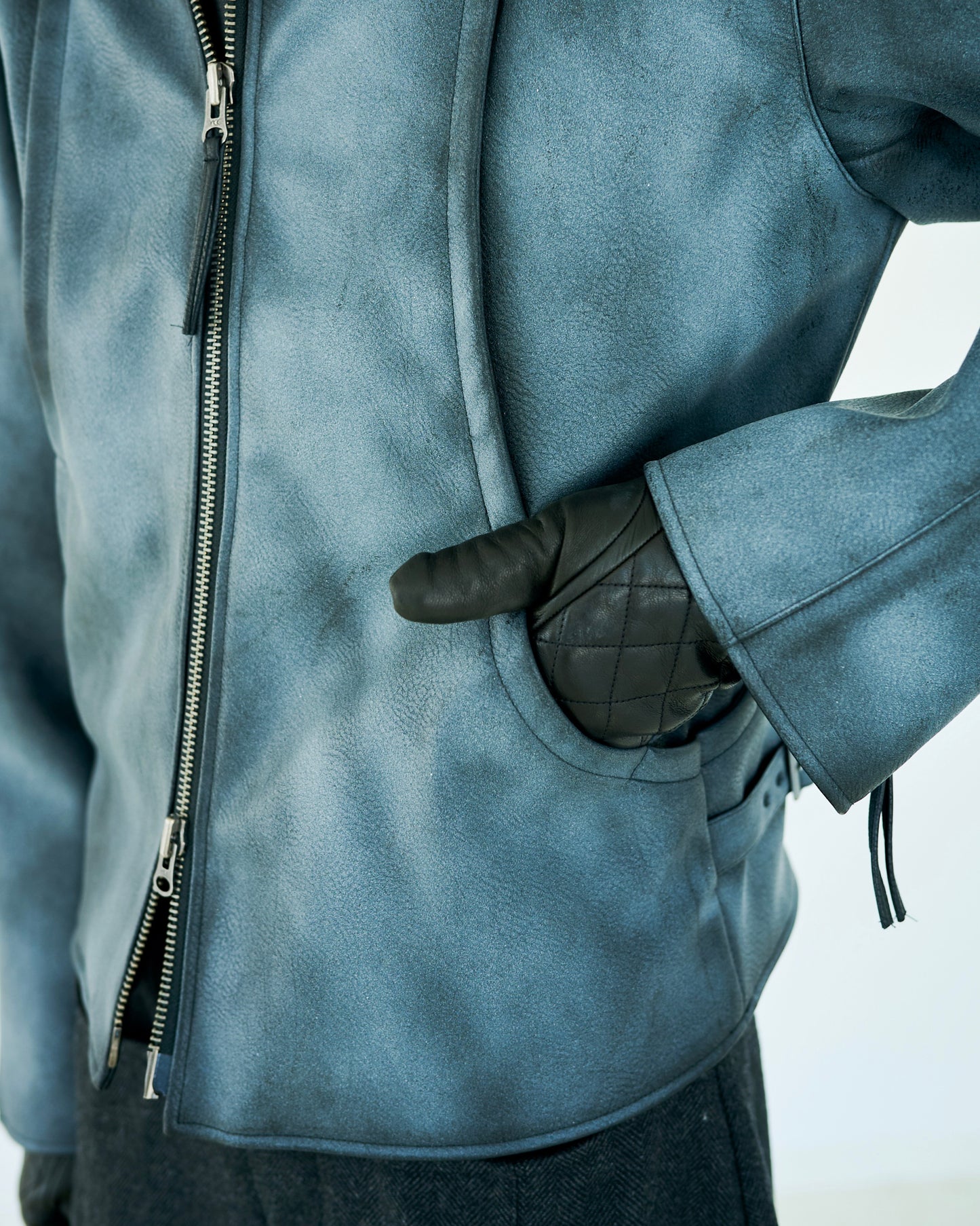 FADED SHORT LENGTH PU-LEATHER JACKET