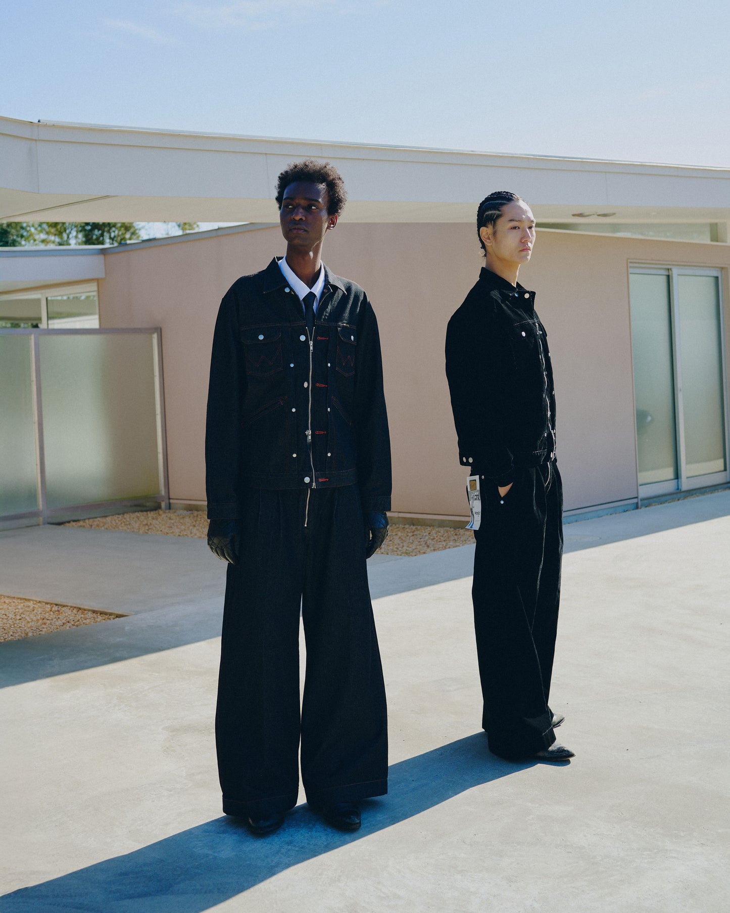 【Wrangler × CamphorWood】 front zip 2tuck wide baggy flare broken denim trousers