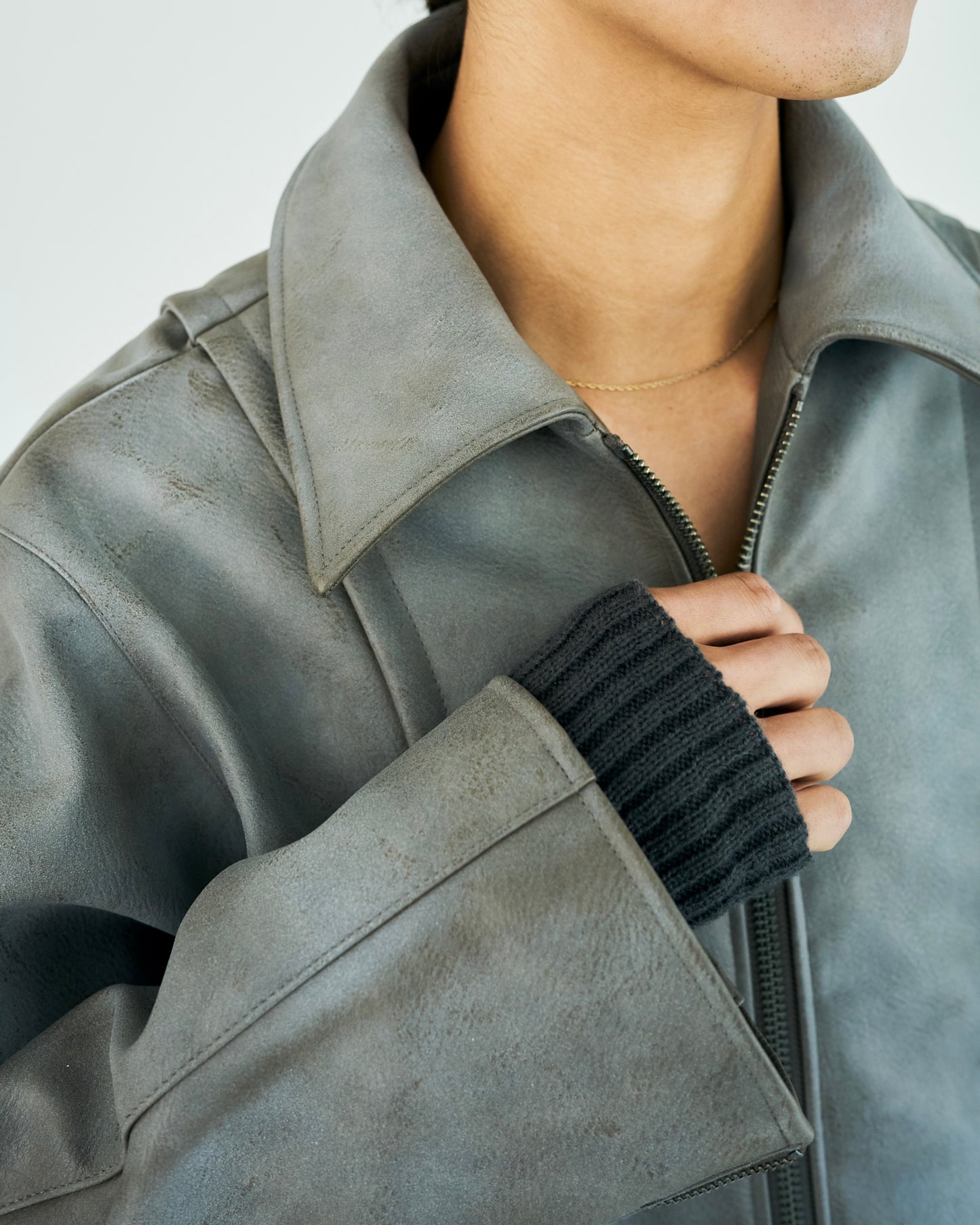 FADED SHORT LENGTH PU-LEATHER JACKET