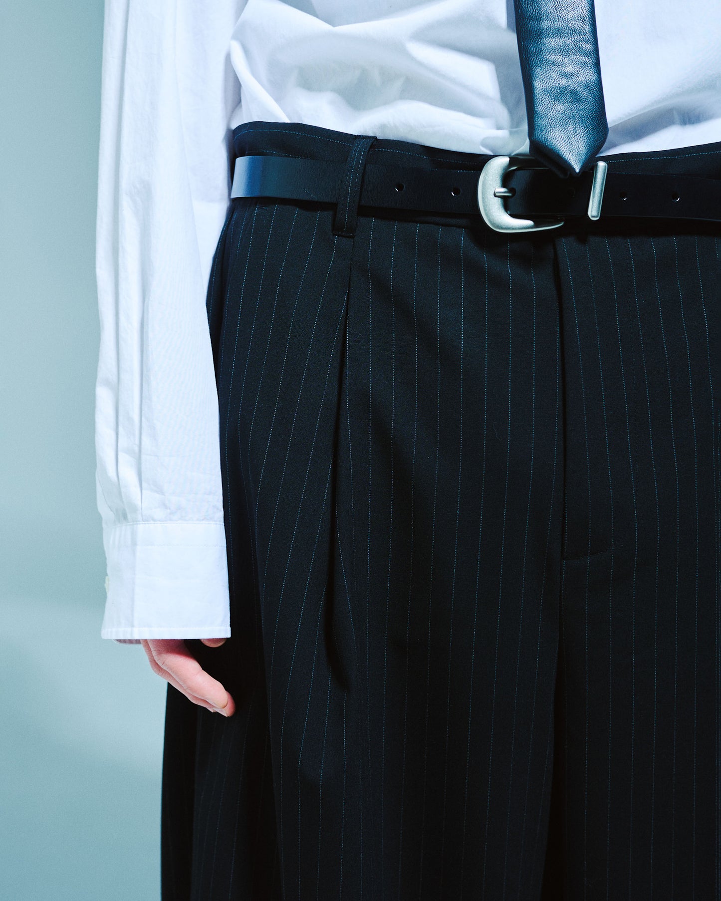 1TUCK WIDE BAGGY STRIPE SLACKS