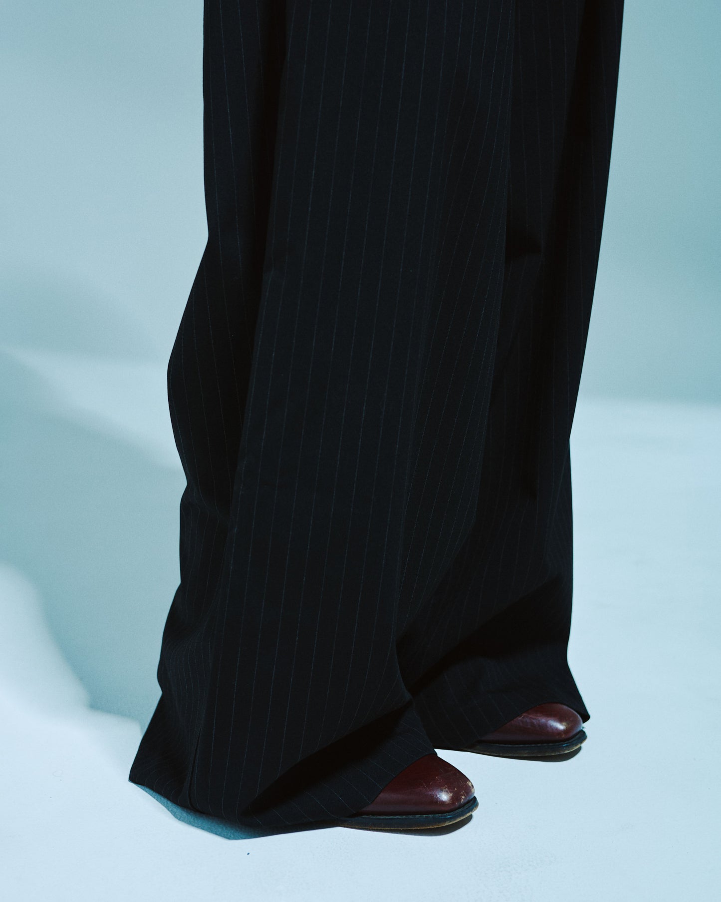 1TUCK WIDE BAGGY STRIPE SLACKS