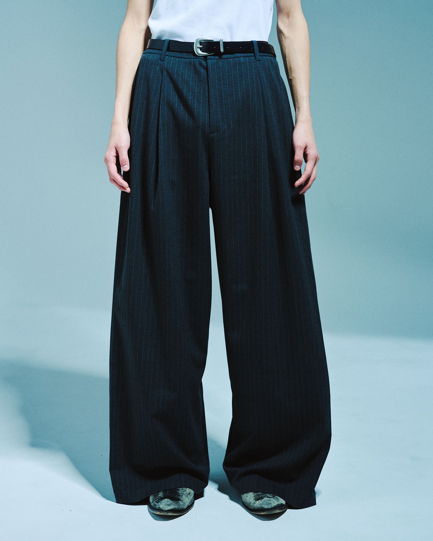 1TUCK WIDE BAGGY STRIPE SLACKS