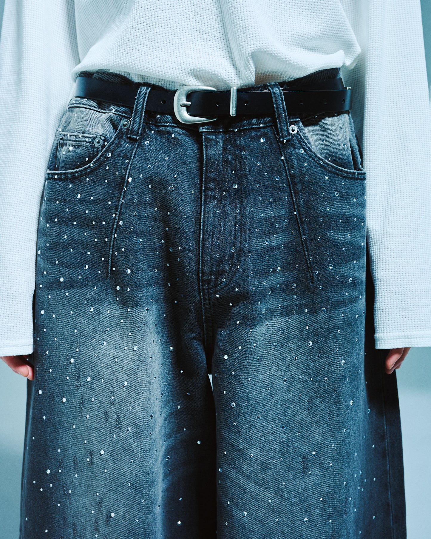 WIDE BAGGY RHINESTONE DENIM