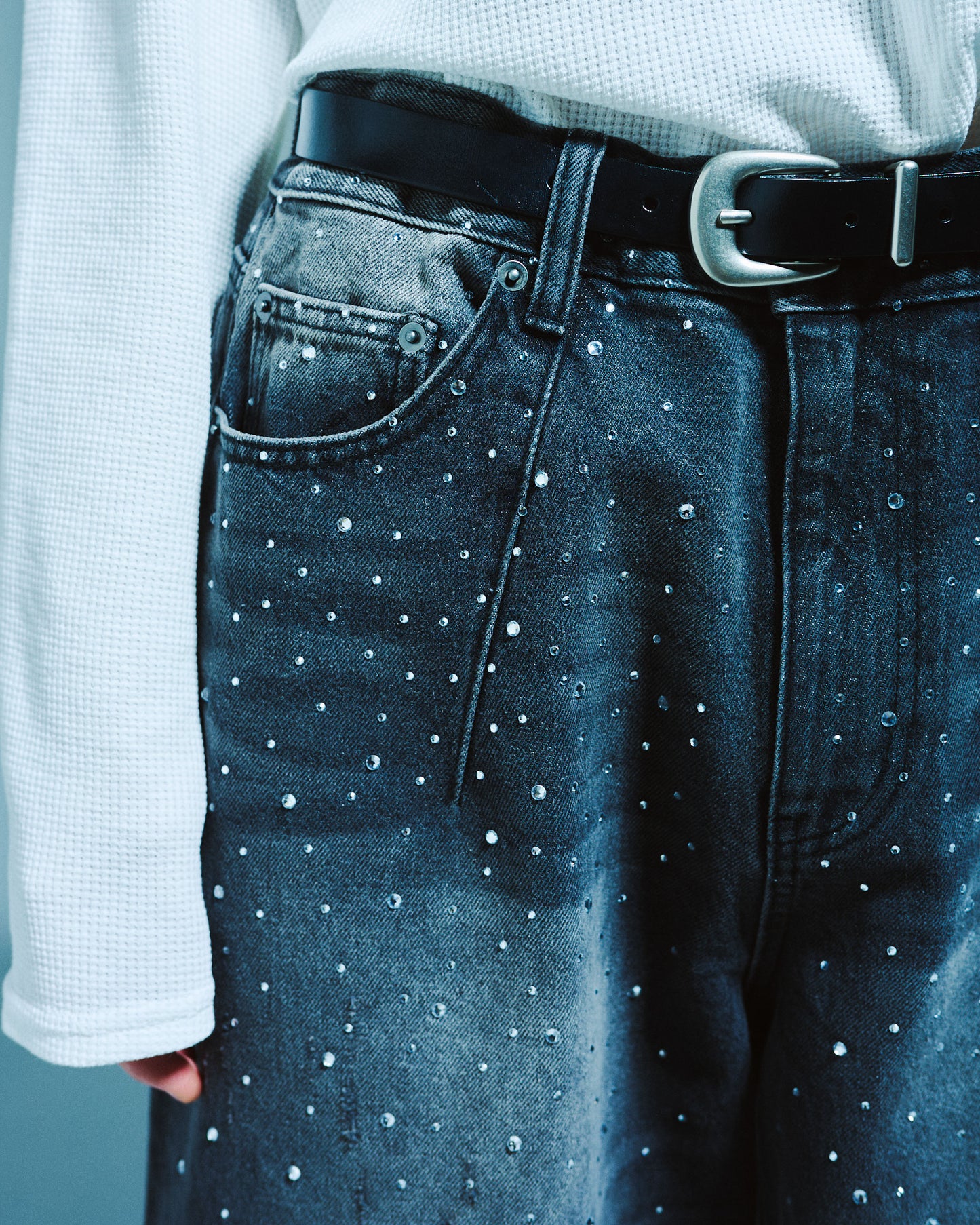 WIDE BAGGY RHINESTONE DENIM