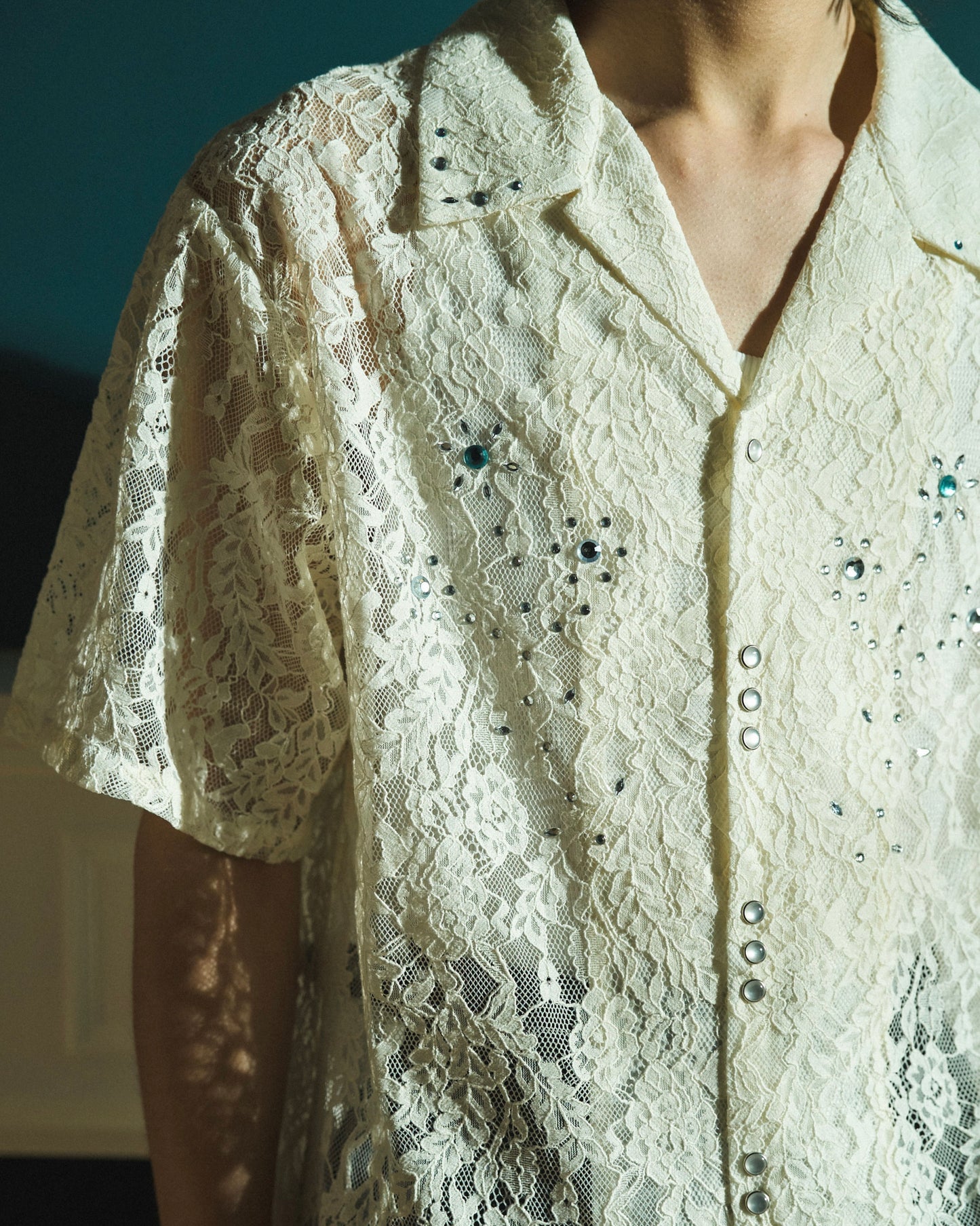 FLOWER BIJOU SHEER H/S SHIRTS