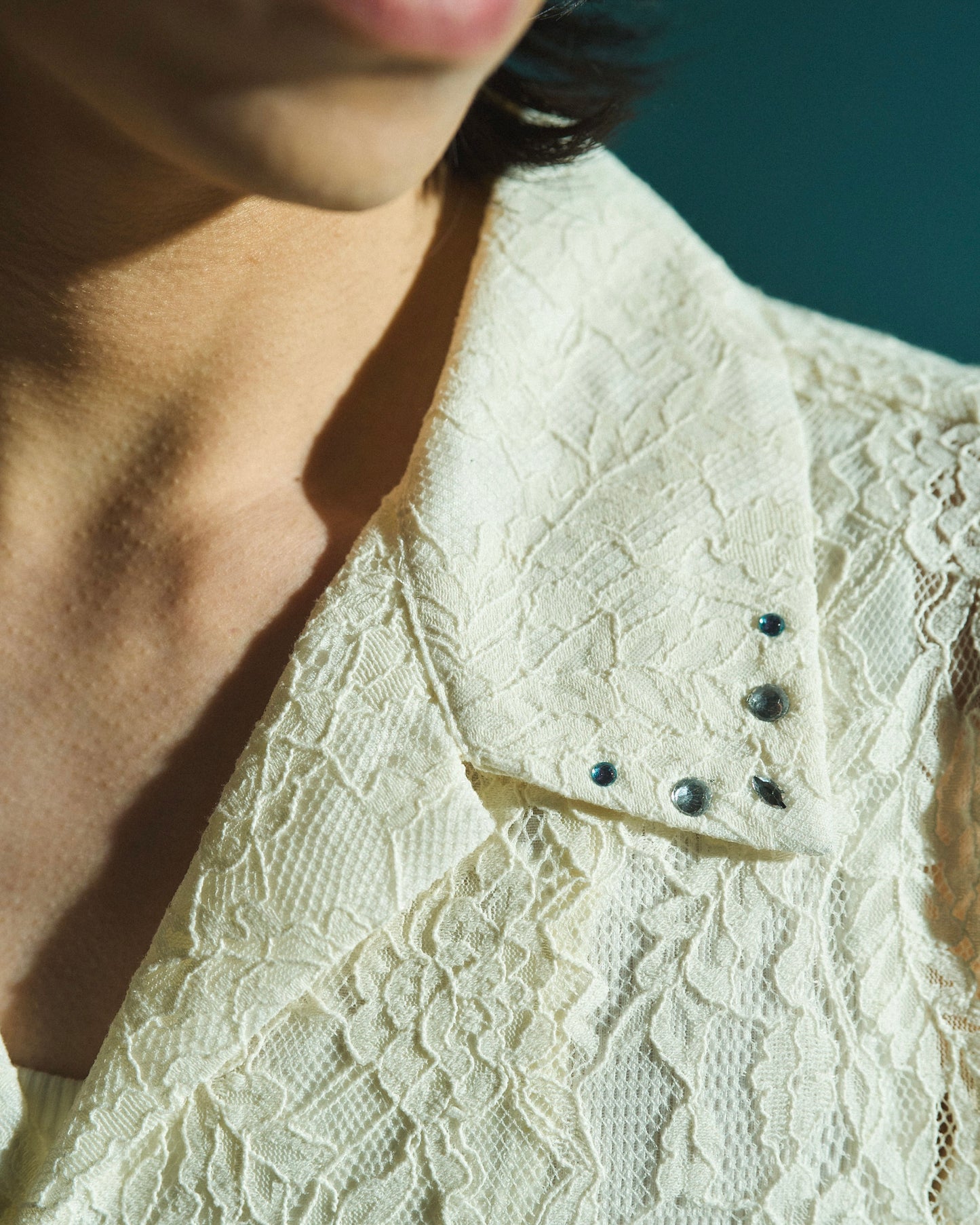 FLOWER BIJOU SHEER H/S SHIRTS