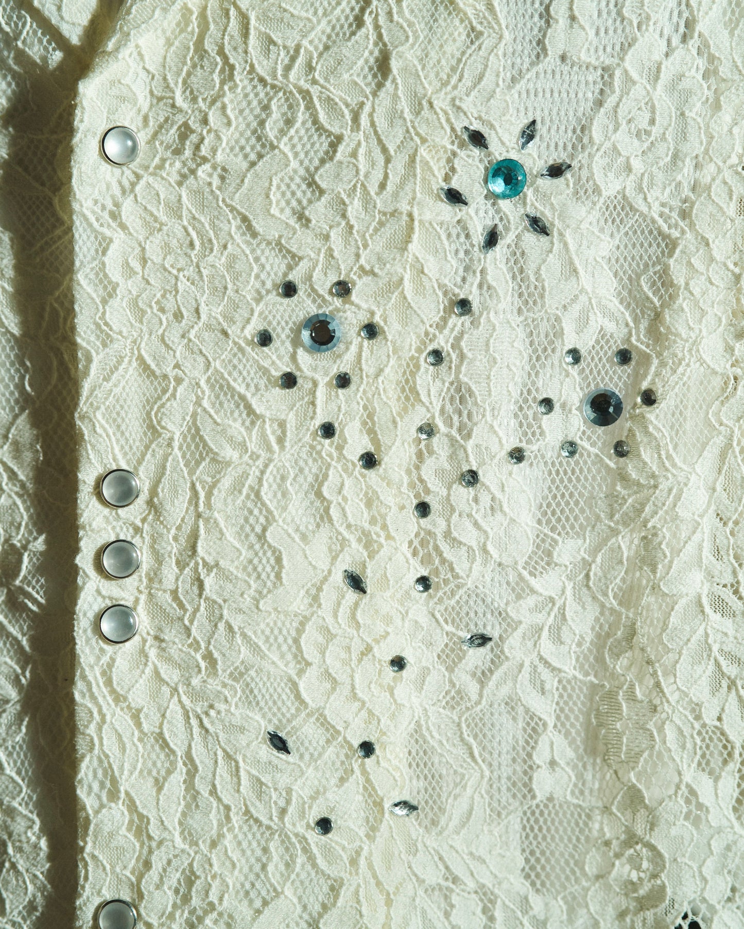 FLOWER BIJOU SHEER H/S SHIRTS