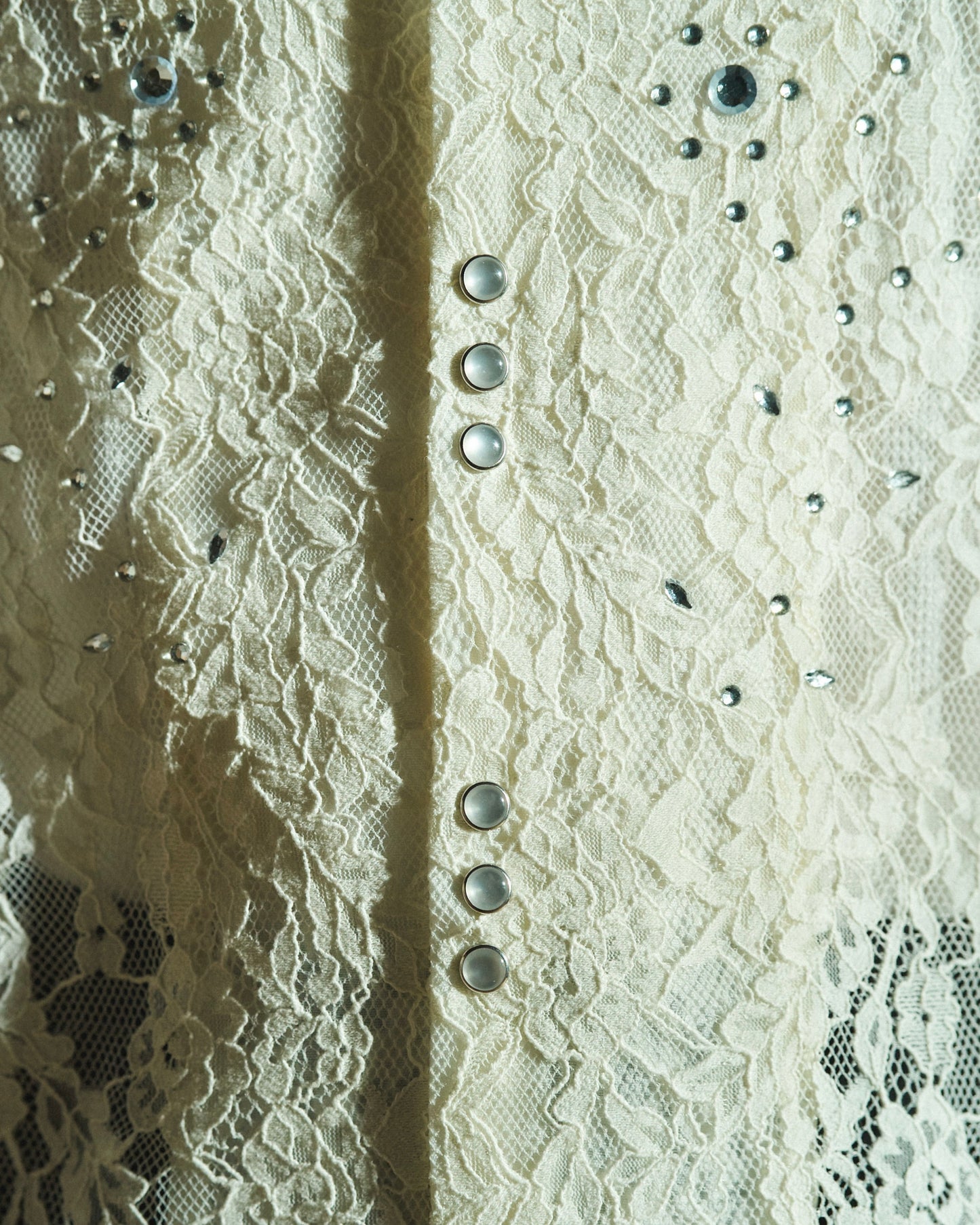 FLOWER BIJOU SHEER H/S SHIRTS