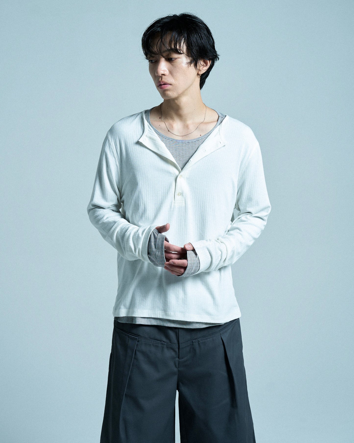 RIB HENLEY NECK L/S TEE
