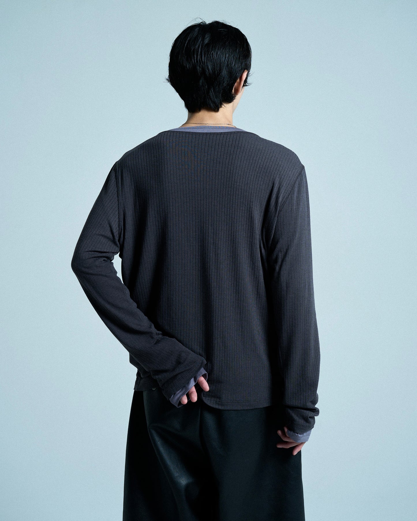 RIB HENLEY NECK L/S TEE