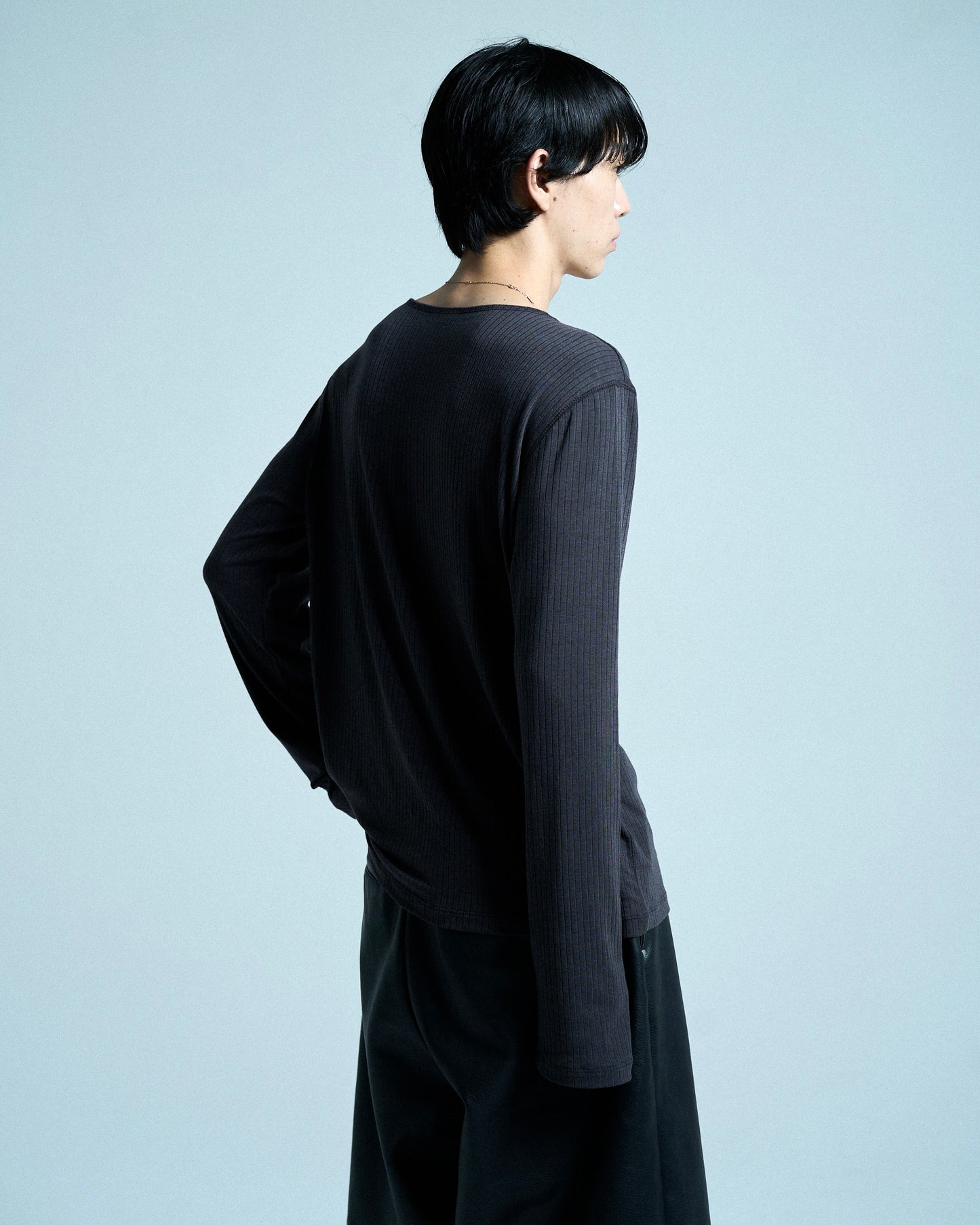 RIB HENLEY NECK L/S TEE