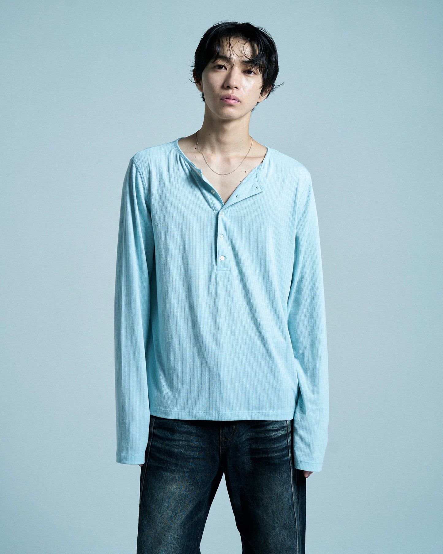 RIB HENLEY NECK L/S TEE