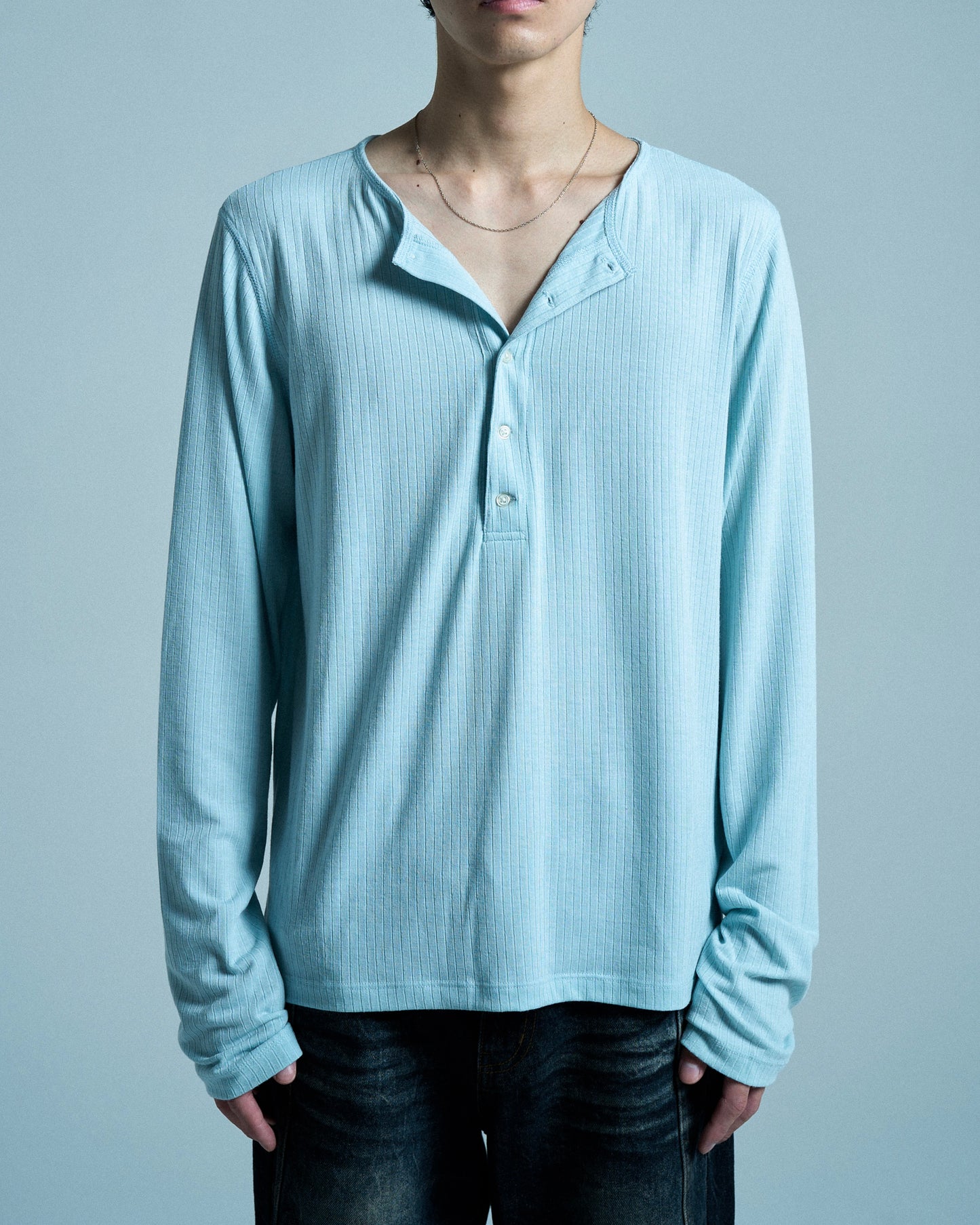 RIB HENLEY NECK L/S TEE