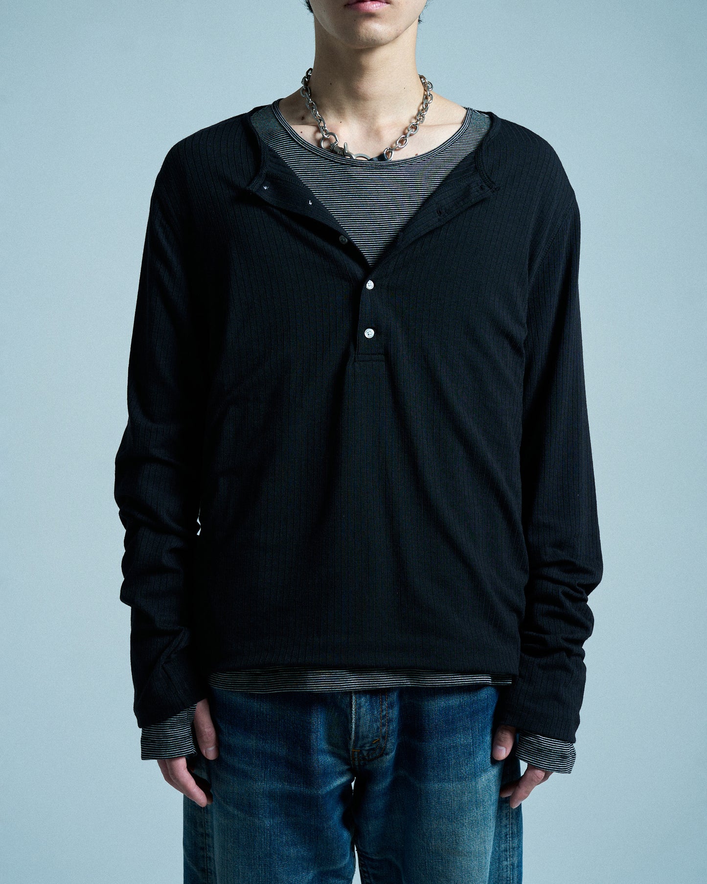 RIB HENLEY NECK L/S TEE