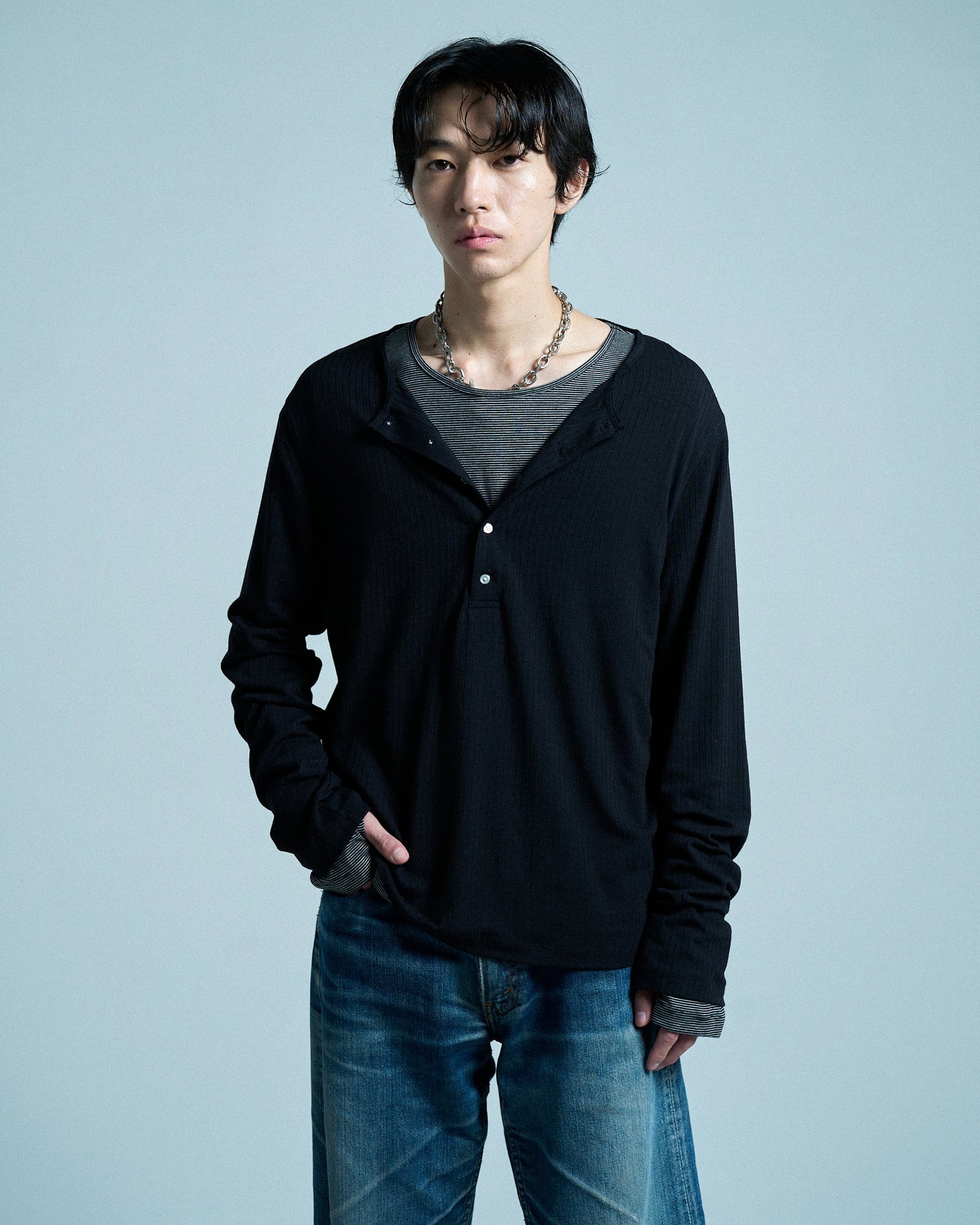 RIB HENLEY NECK L/S TEE