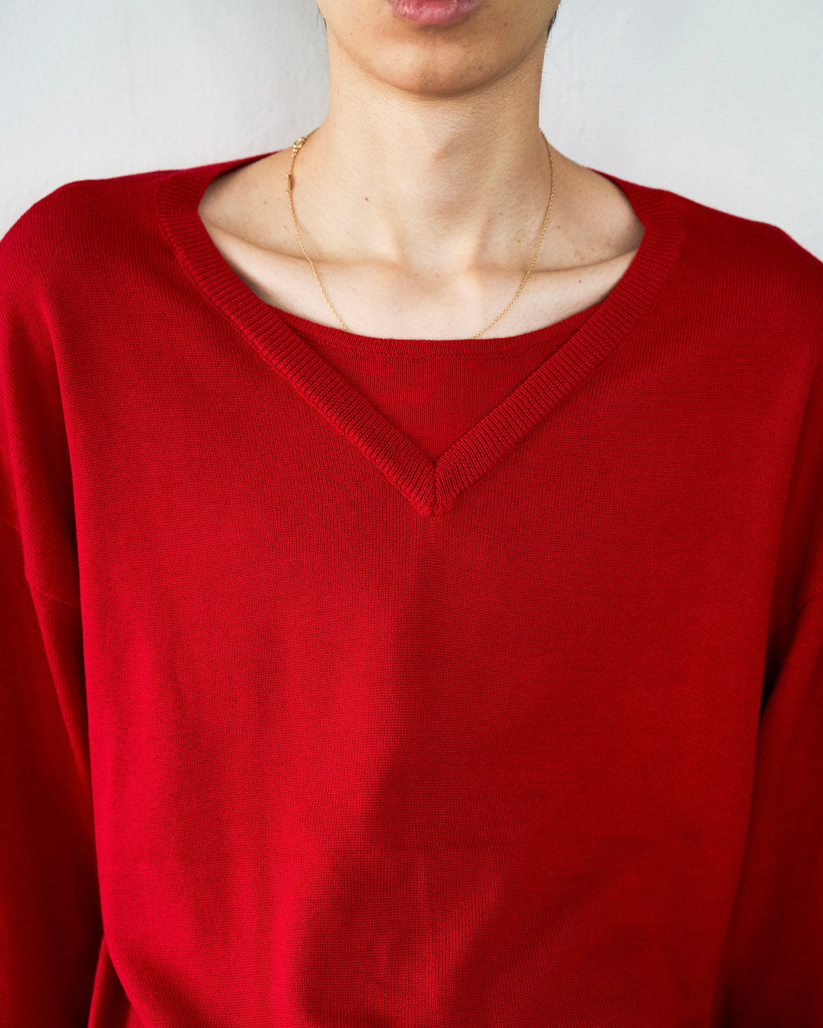DOUBLE LAYERED V-NECK SWEATER