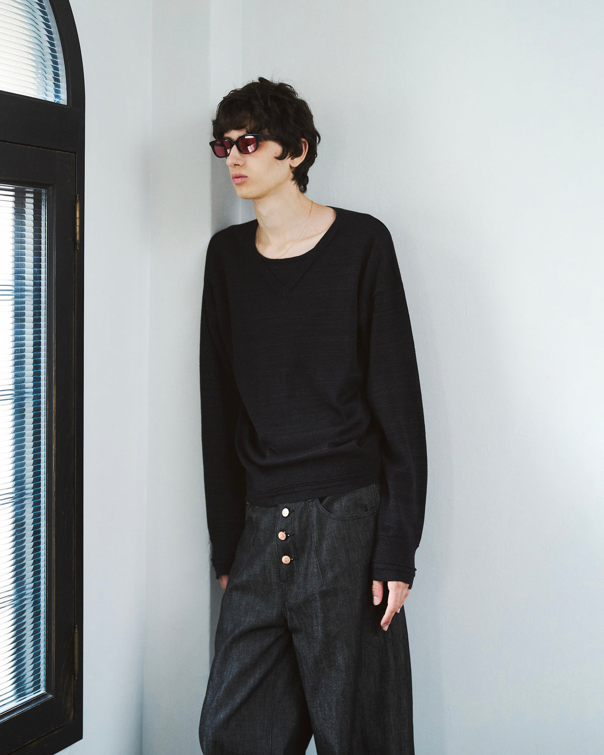 DOUBLE LAYERED V-NECK SWEATER