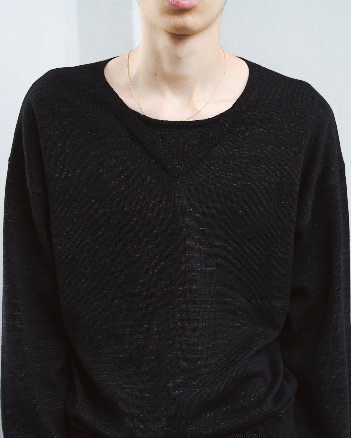 DOUBLE LAYERED V-NECK SWEATER