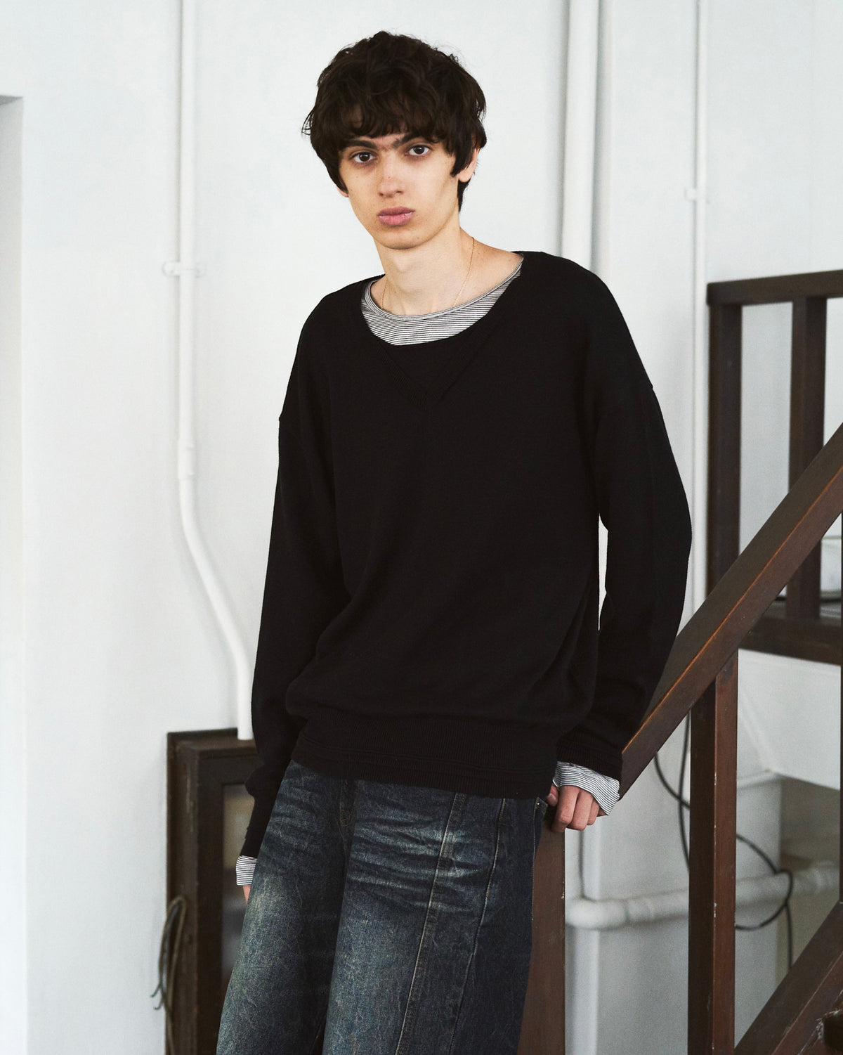 DOUBLE LAYERED V-NECK SWEATER