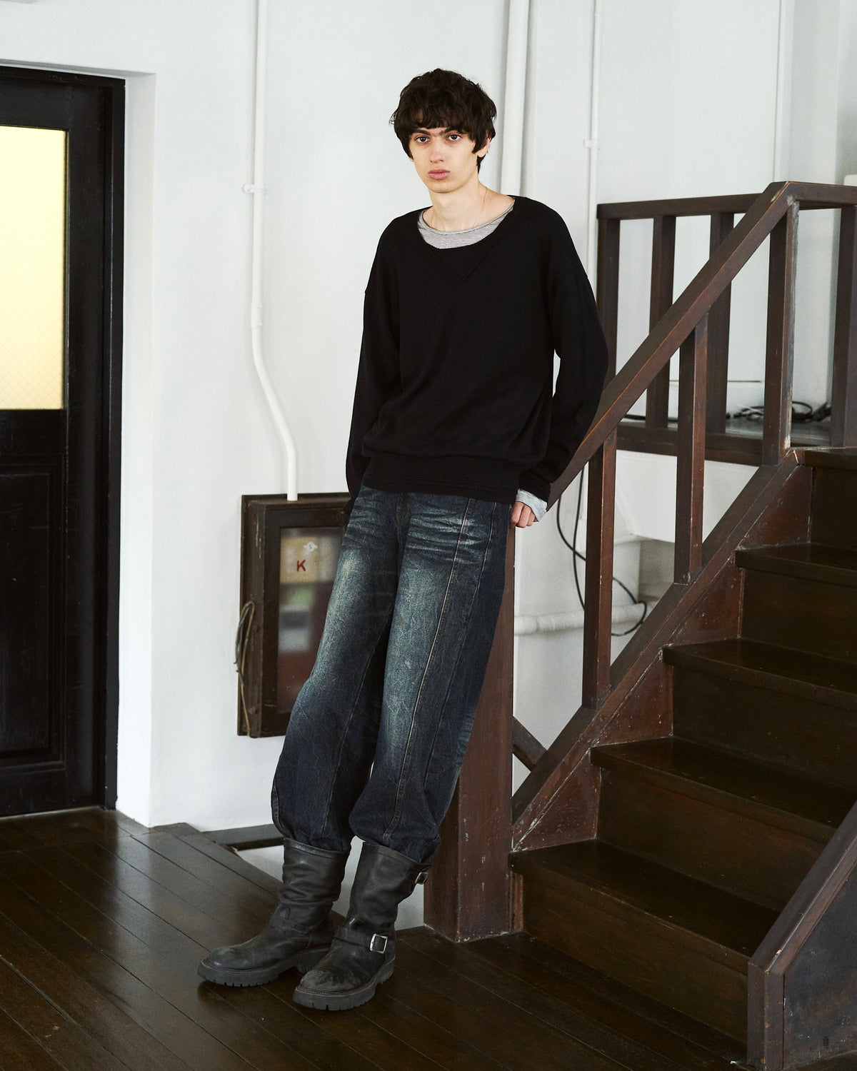 DOUBLE LAYERED V-NECK SWEATER
