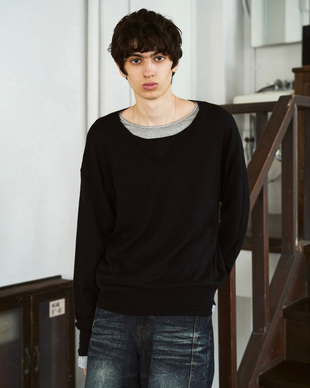 DOUBLE LAYERED V-NECK SWEATER
