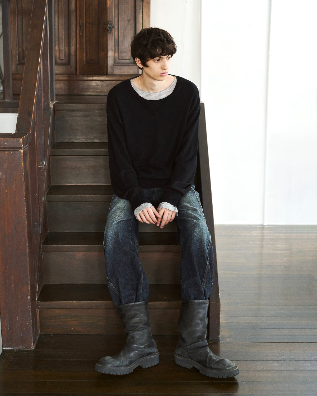 DOUBLE LAYERED V-NECK SWEATER