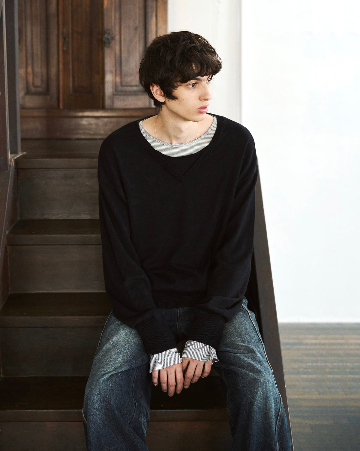 DOUBLE LAYERED V-NECK SWEATER