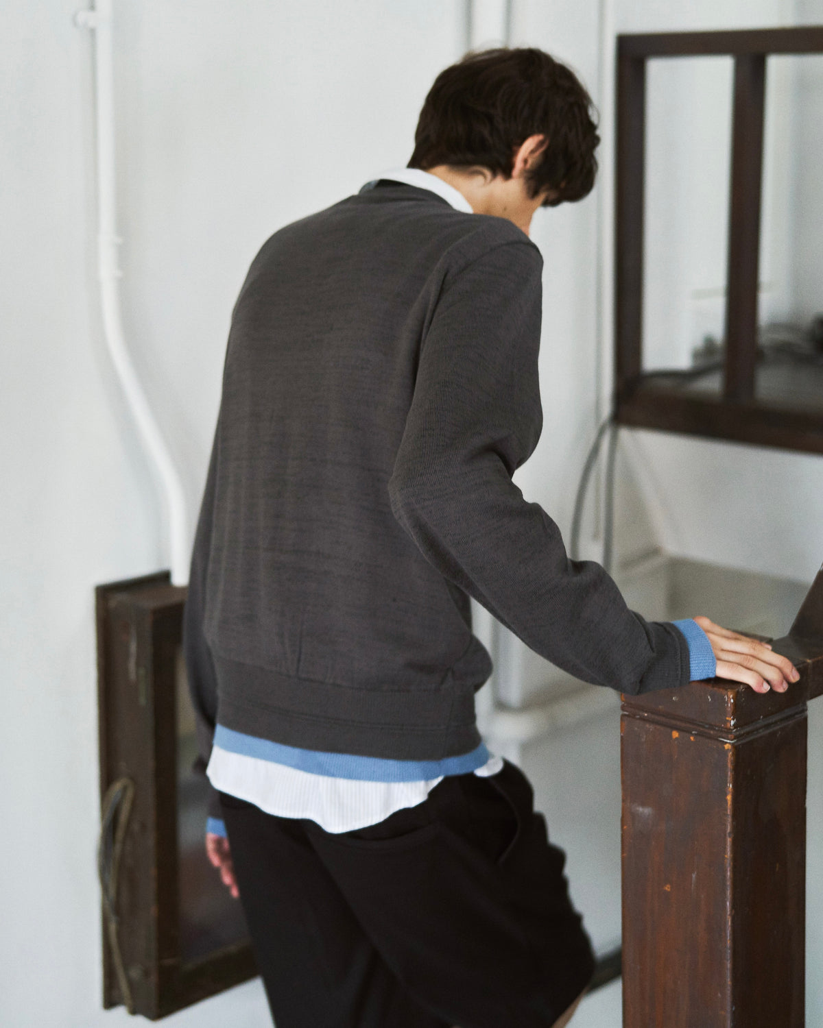 DOUBLE LAYERED KNIT CARDIGAN