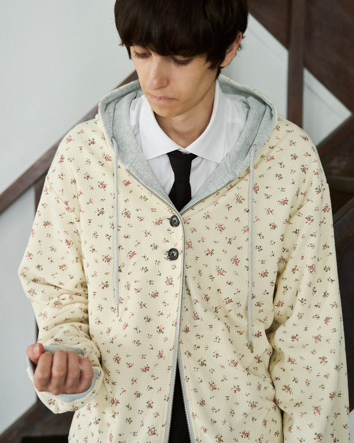 REVERSIBLE FLOWER THERMAL HOODIE