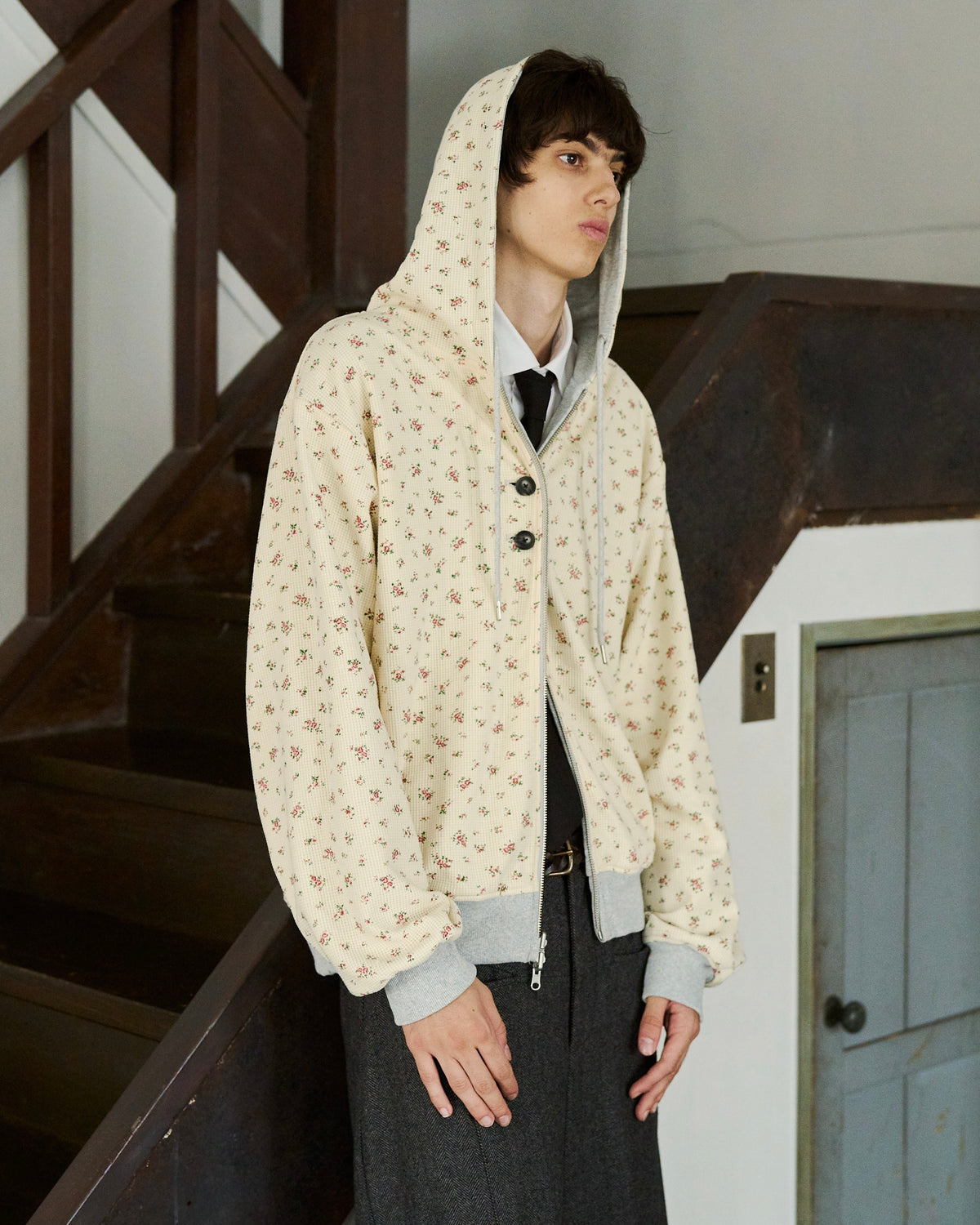 REVERSIBLE FLOWER THERMAL HOODIE