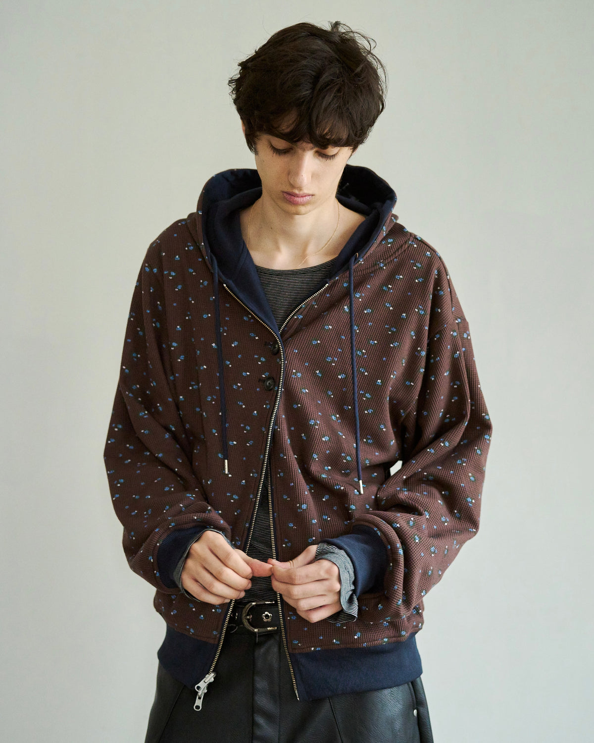 REVERSIBLE FLOWER THERMAL HOODIE