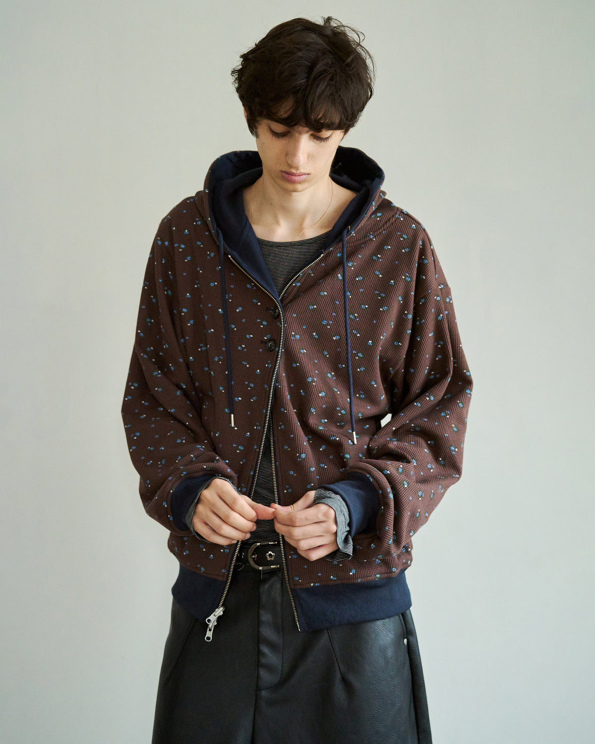 REVERSIBLE FLOWER THERMAL HOODIE