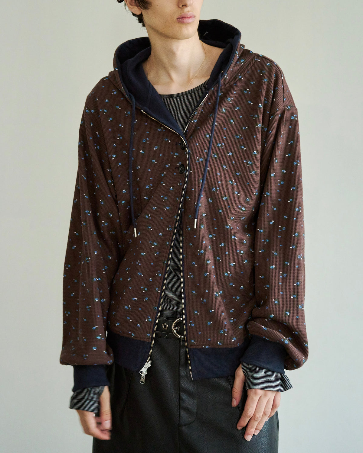 REVERSIBLE FLOWER THERMAL HOODIE