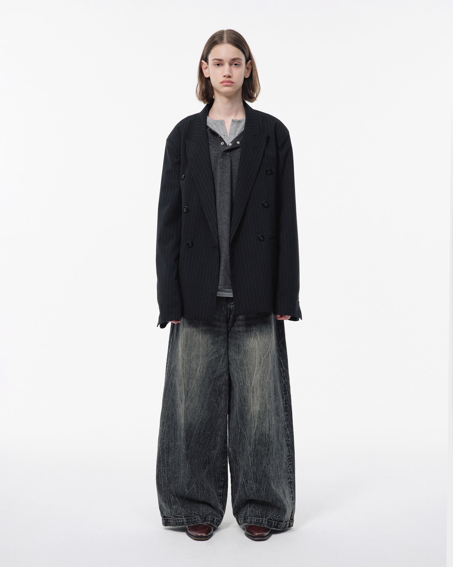 CRACKED CHEMICAL-WASHED WIDE BAGGY JEANS