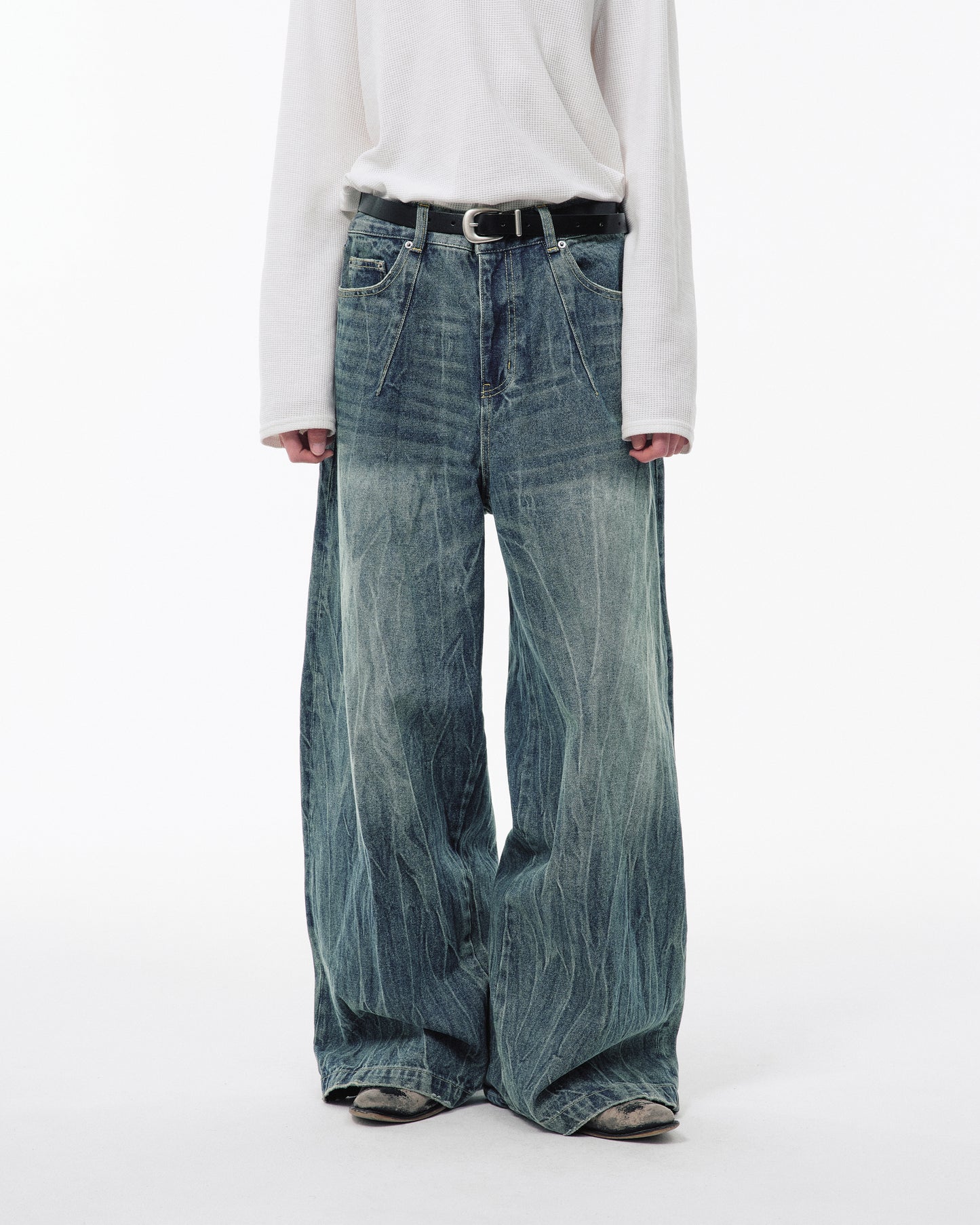 CRACKED CHEMICAL-WASHED WIDE BAGGY JEANS