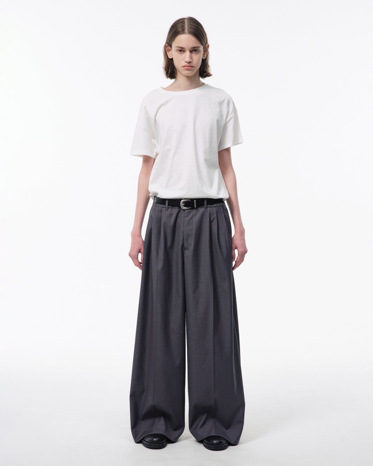 3 TUCK WIDE BAGGY SLACKS