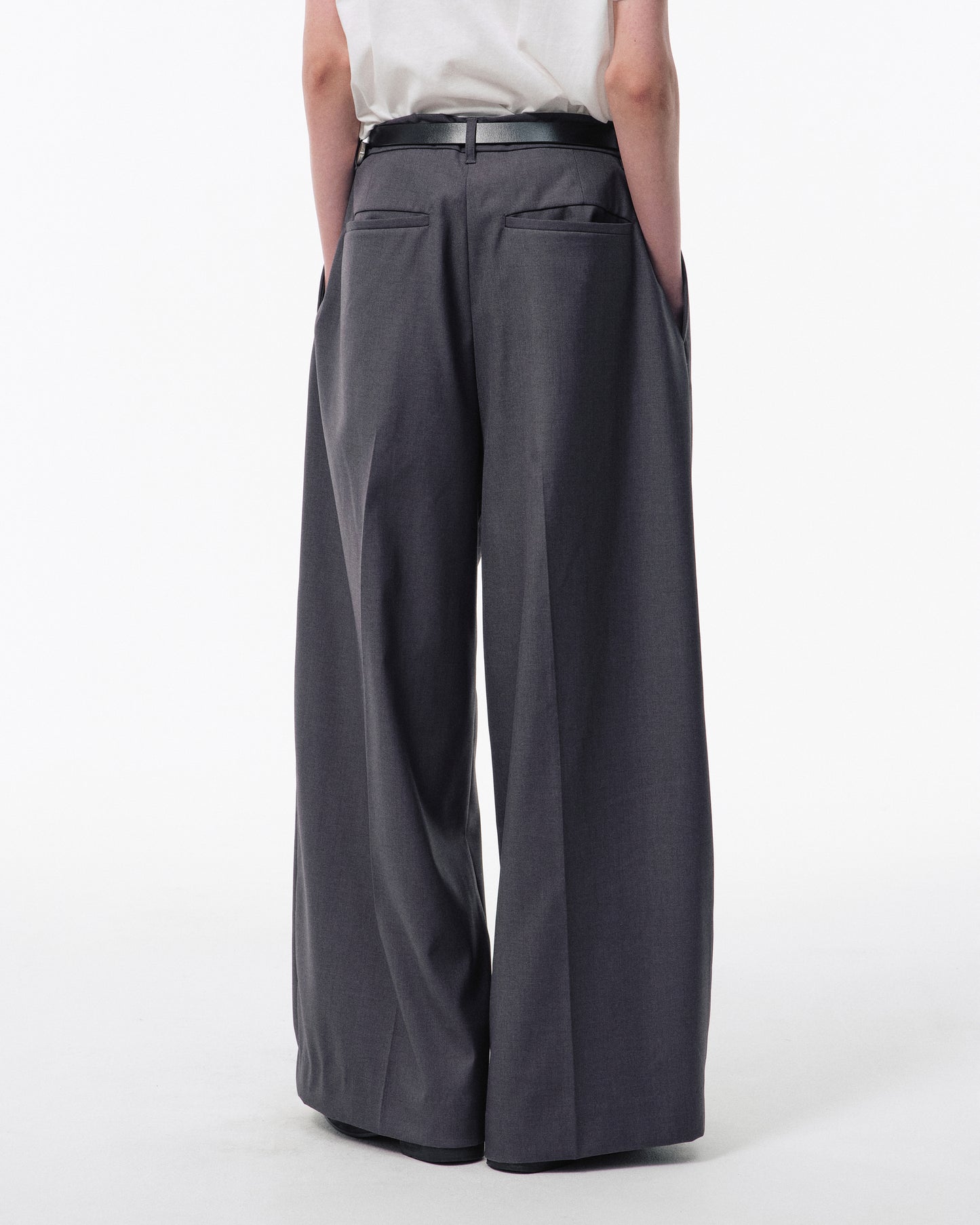 3 TUCK WIDE BAGGY SLACKS
