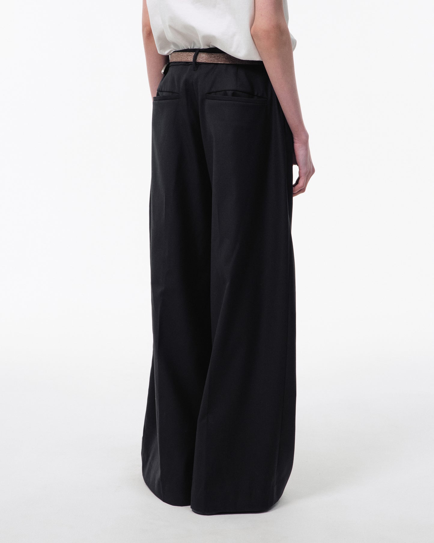 3 TUCK WIDE BAGGY SLACKS