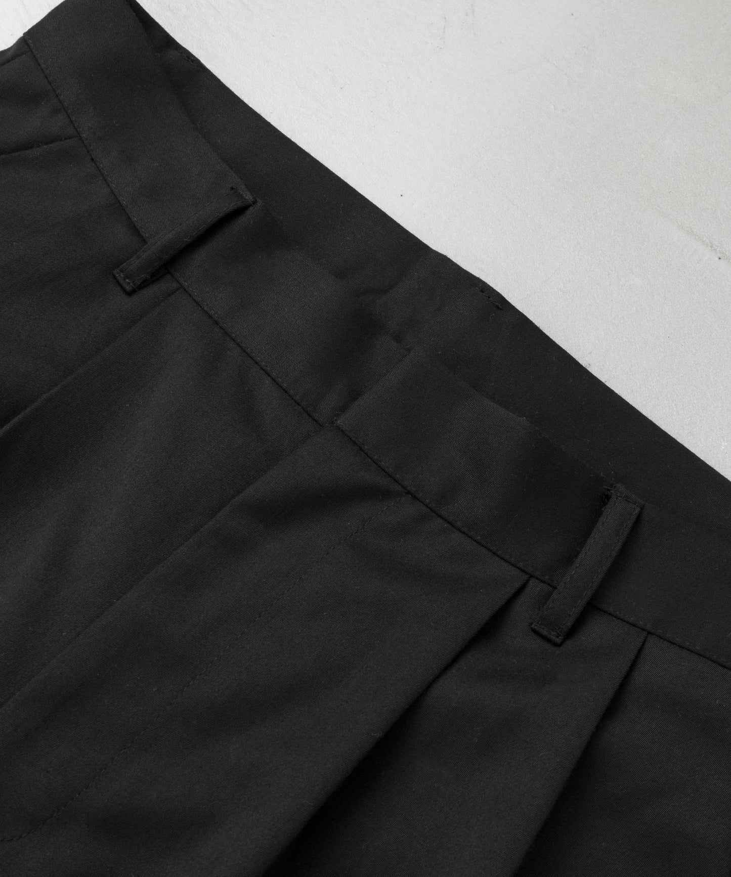 2tuck wide baggy flare slacks