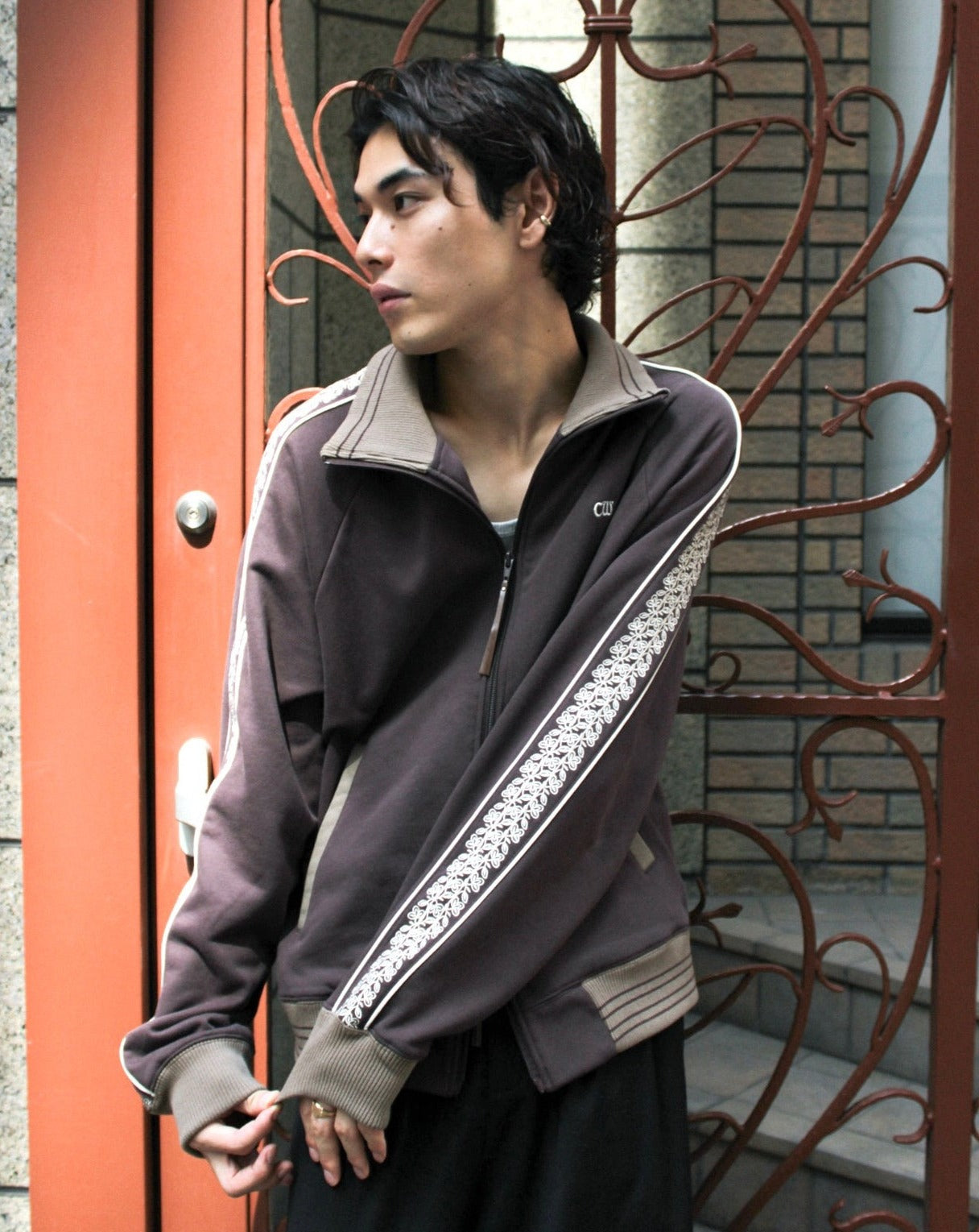 Camphor wood フラワー刺繍トラックジャケット flower embroidery line track jacket – CAMPHOR WOOD