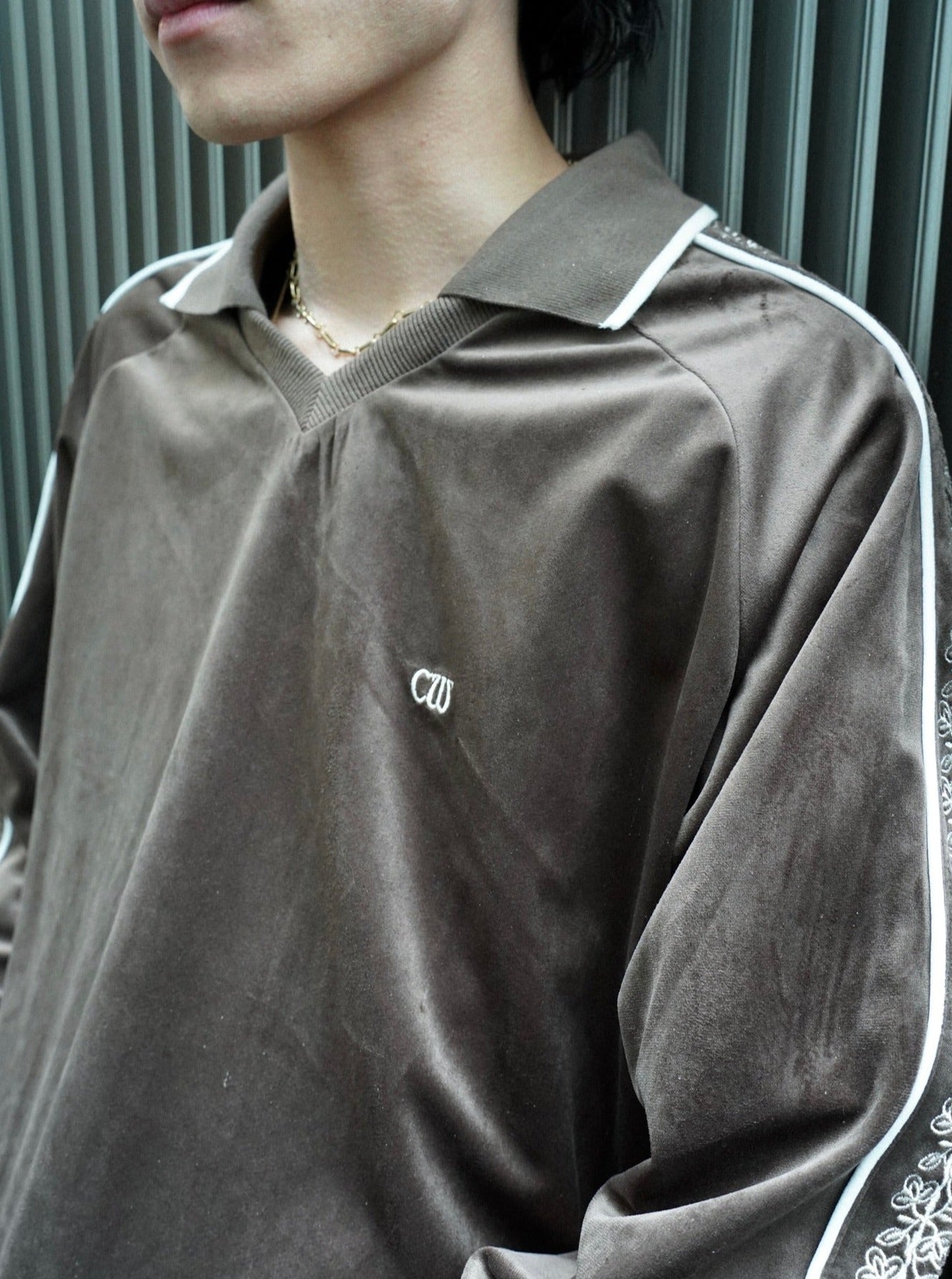 flower embroidery line velour skipper game shirt