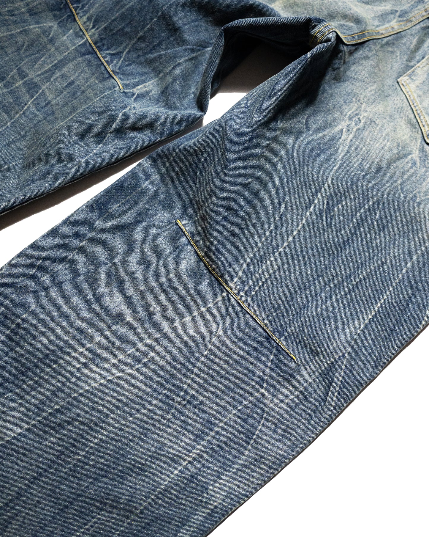 CRACKED CHEMICAL-WASHED WIDE BAGGY JEANS