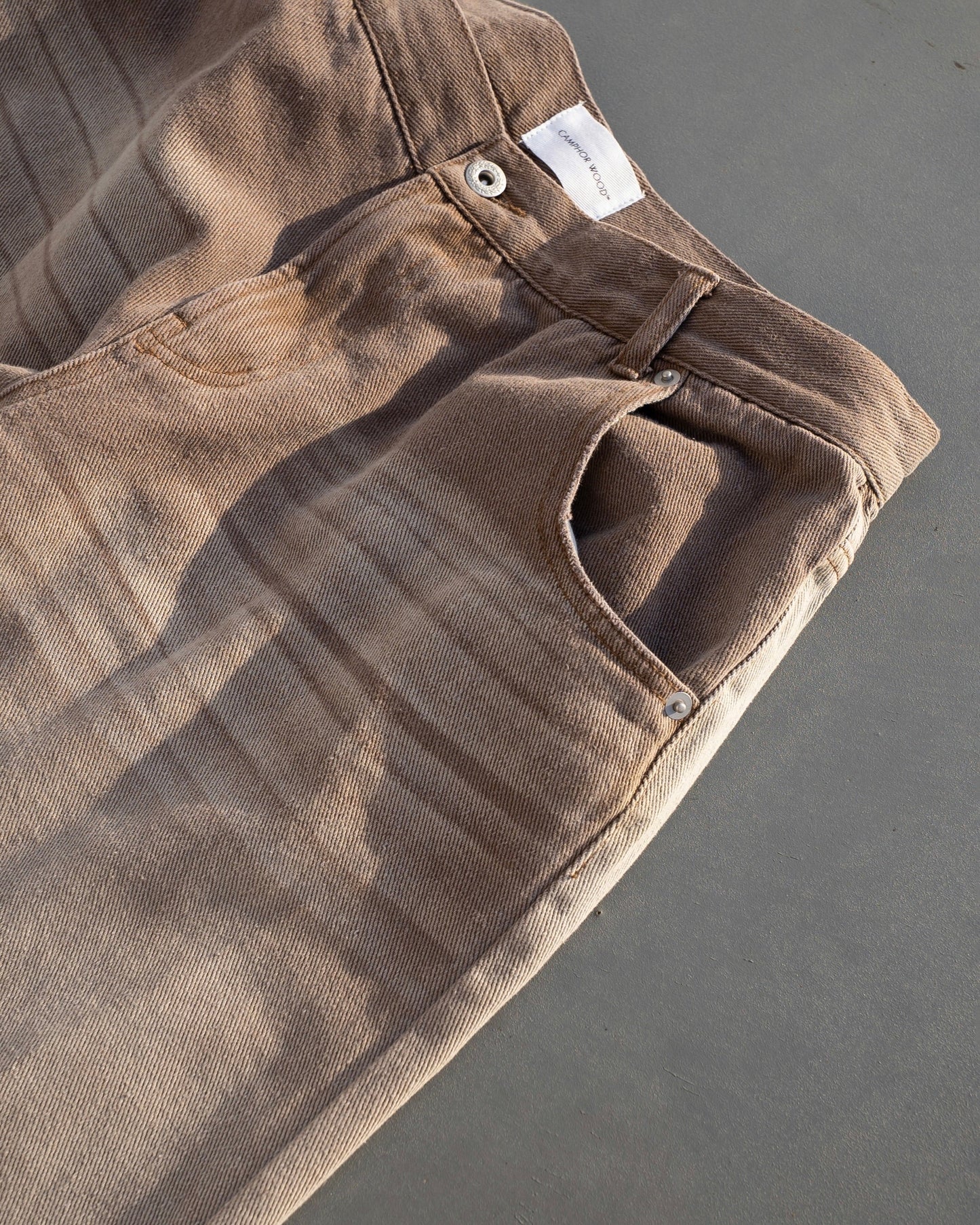 fade blast semi-baggy denim