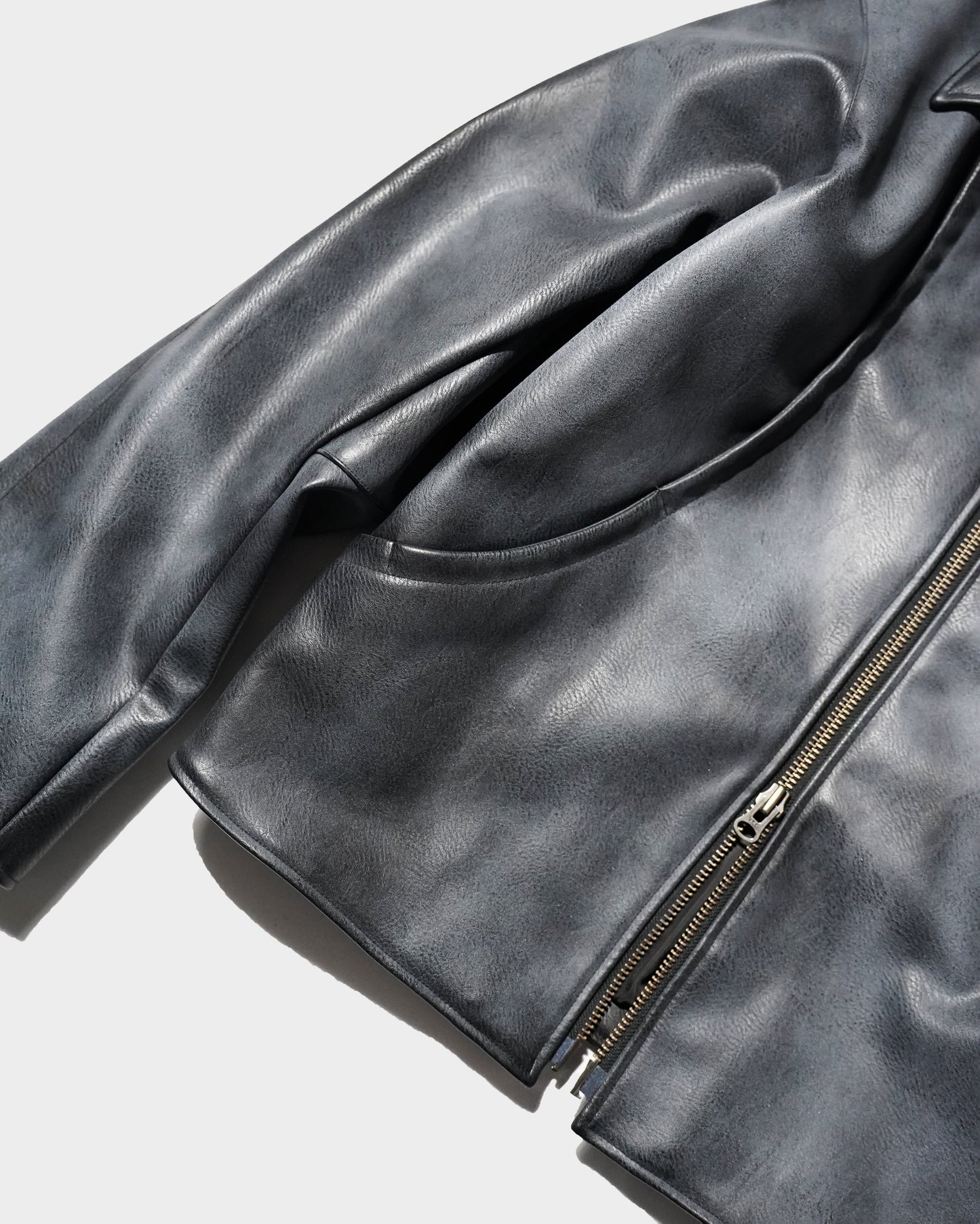 FADED SHORT LENGTH PU-LEATHER JACKET