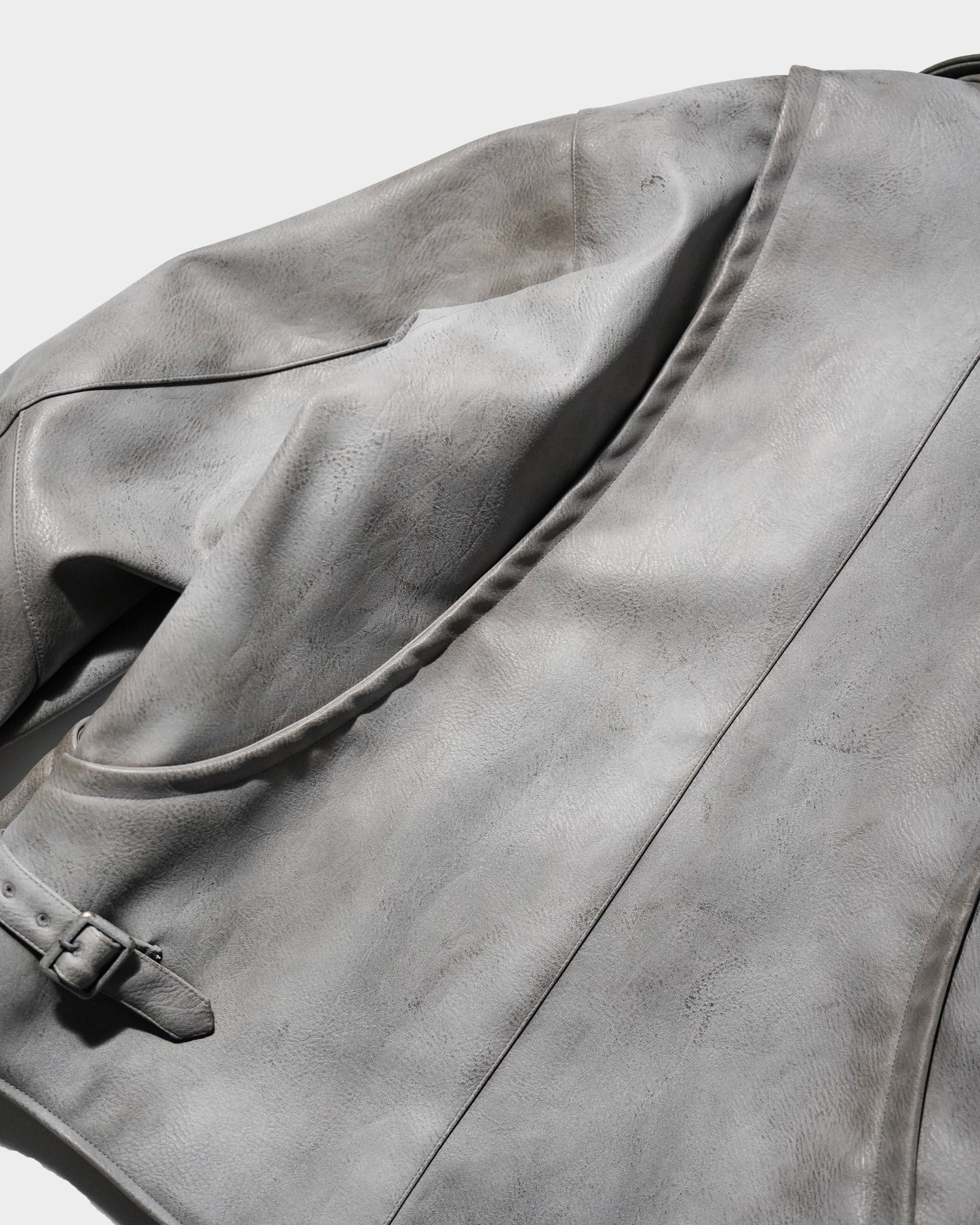 FADED SHORT LENGTH PU-LEATHER JACKET